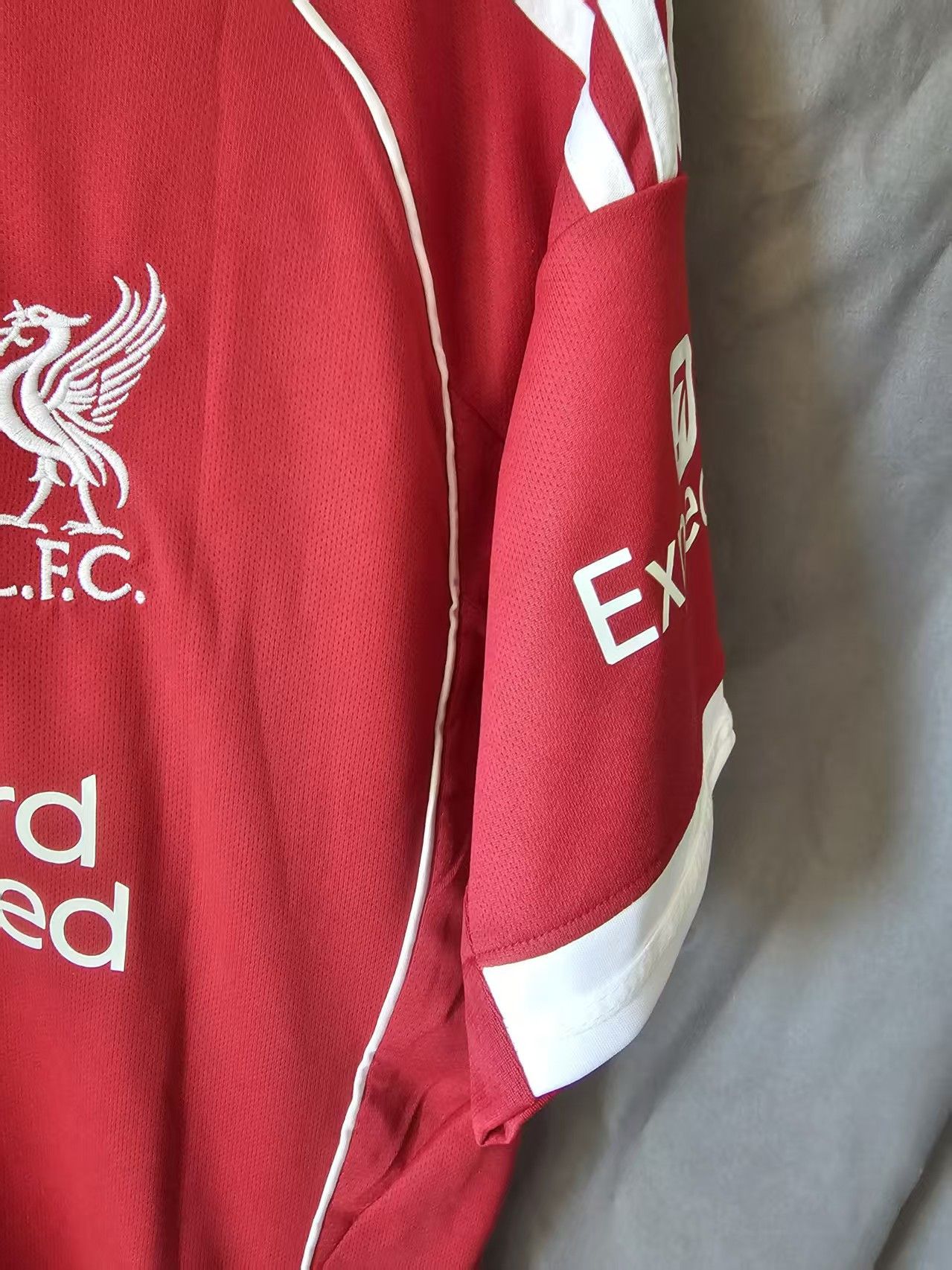 Other 2025 26 Liverpool 10 Alexis Mac Allister Jersey Home Size US M / EU 48-50 / 2 - 5 Thumbnail