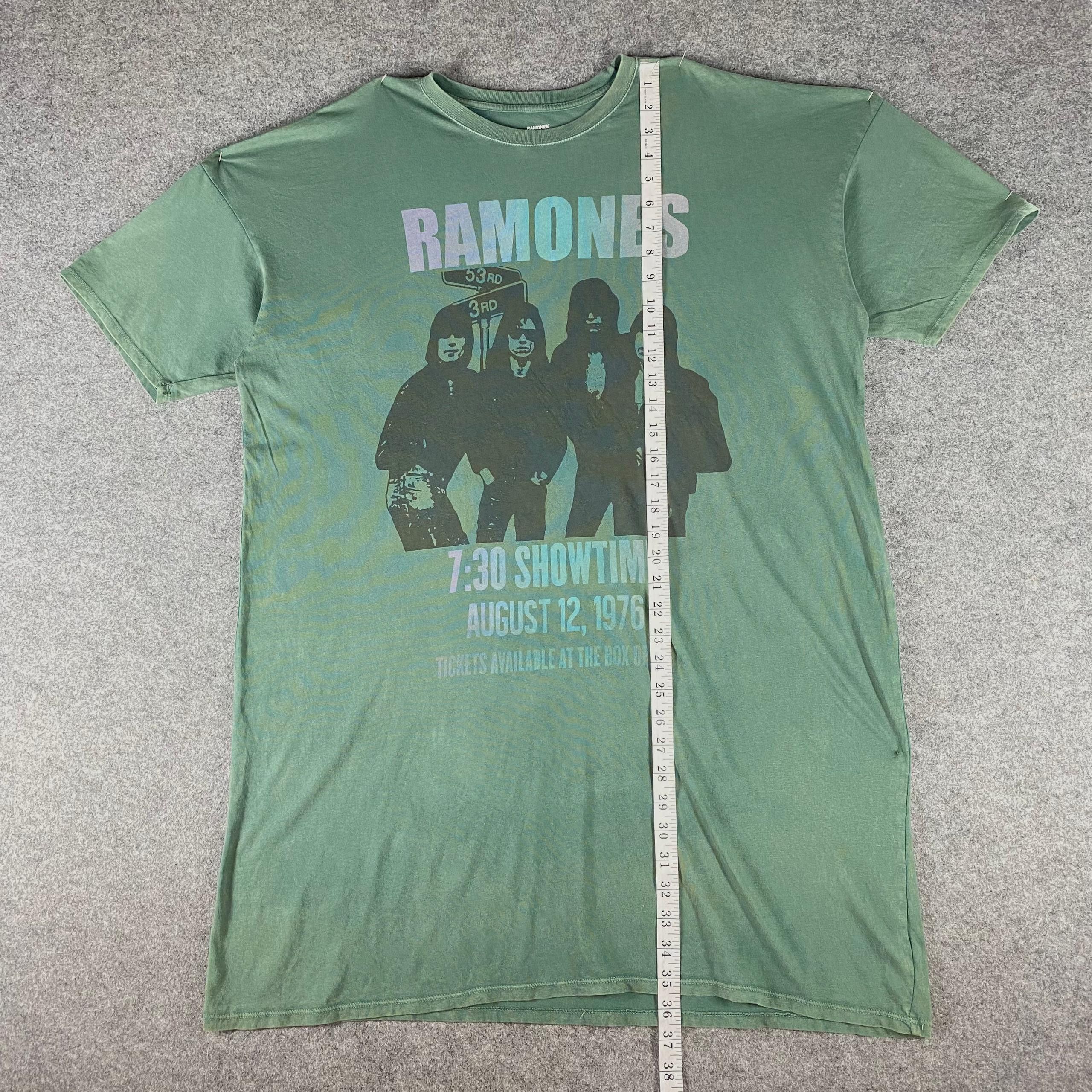 American Eagle Outfitters Ramones by American Eagle Qutfitters Tshirt Size US XL / EU 56 / 4 - 5 Thumbnail