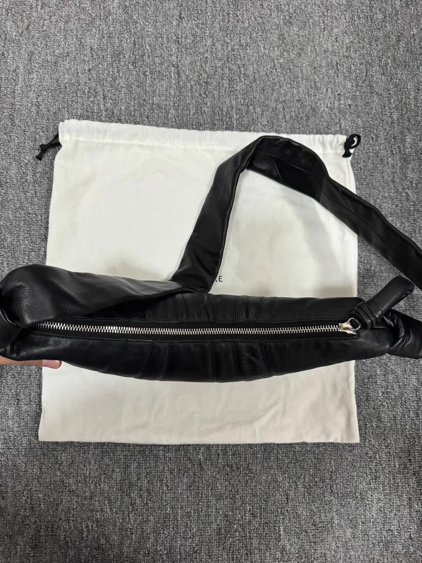 Lemaire Lemaire small black lambskin Croissant bag Size ONE SIZE - 6 Thumbnail