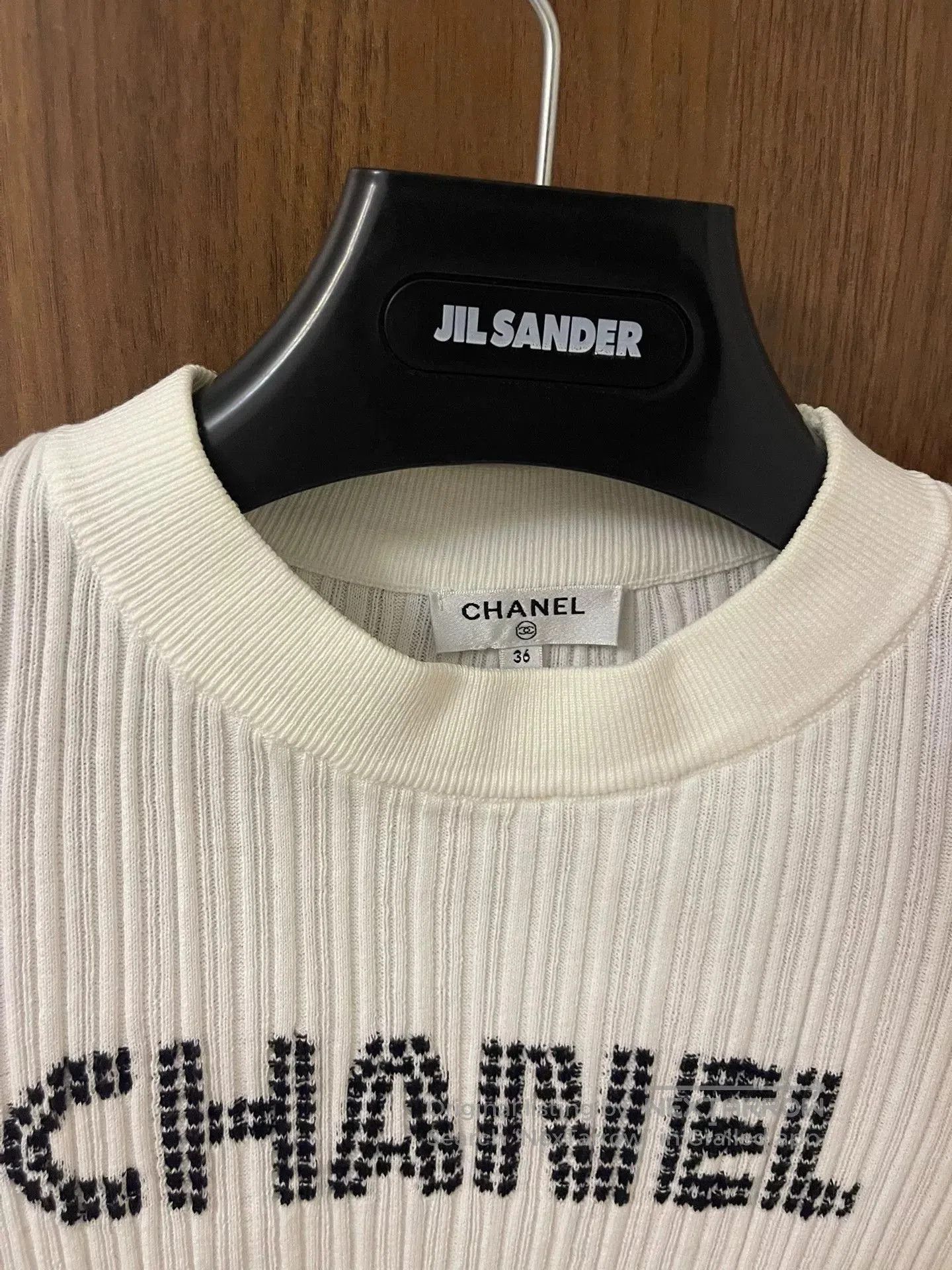 Chanel Chanel Knit Short Sleeve Top. Size XS / US 0-2 / IT 36-38 - 4 Thumbnail