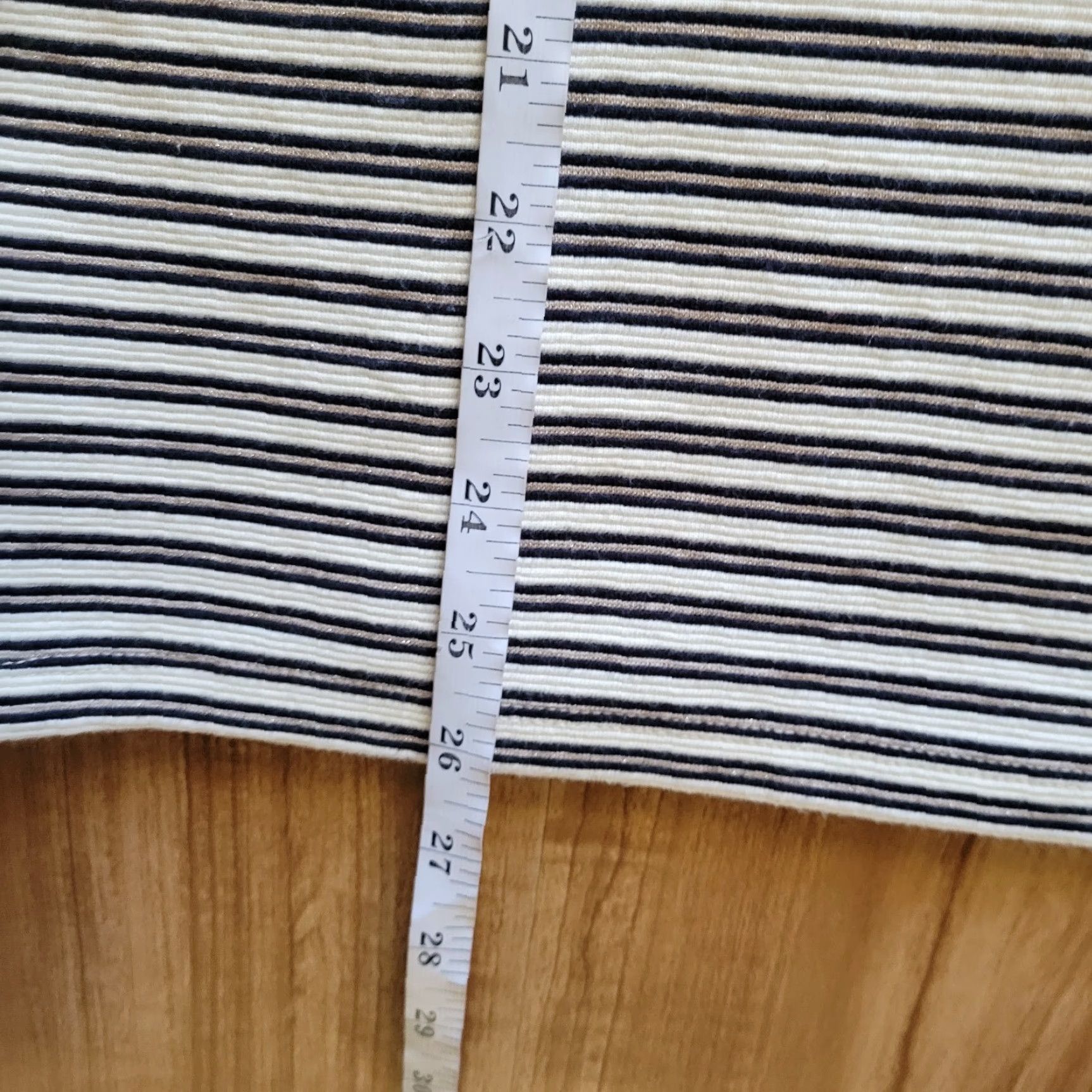 Talbots VINTAGE Talbots Shirt Womens M Black White Striped Ruffle Cuff Boat Neck Top Blouse Womens Classic Fit Size M / US 6-8 / IT 42-44 - 7 Thumbnail