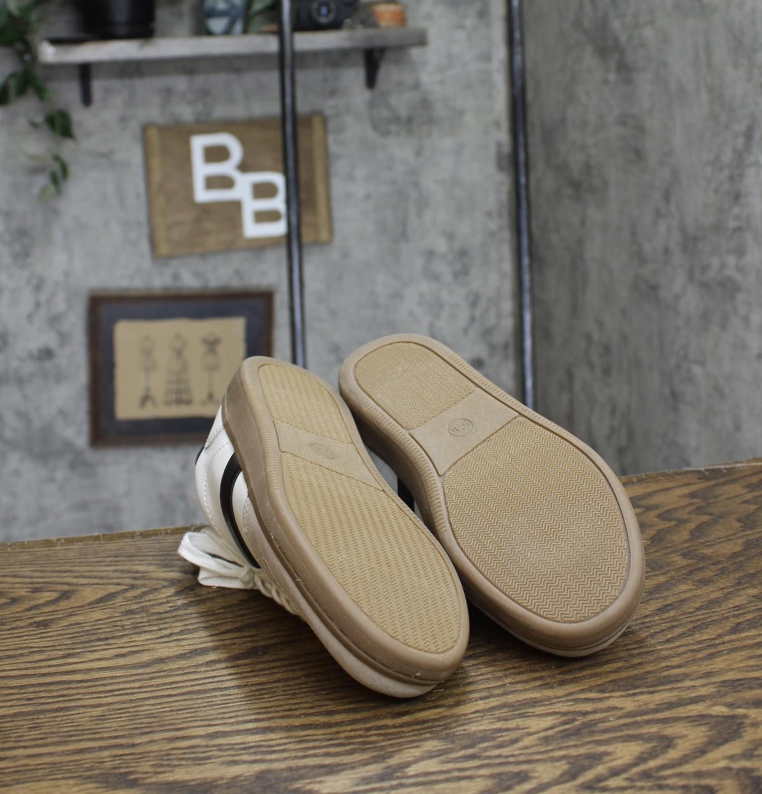 Other Universal Thread With Memory Foam Insole White Multi 5.5w Size US 5.5 / IT 35.5 - 5 Thumbnail