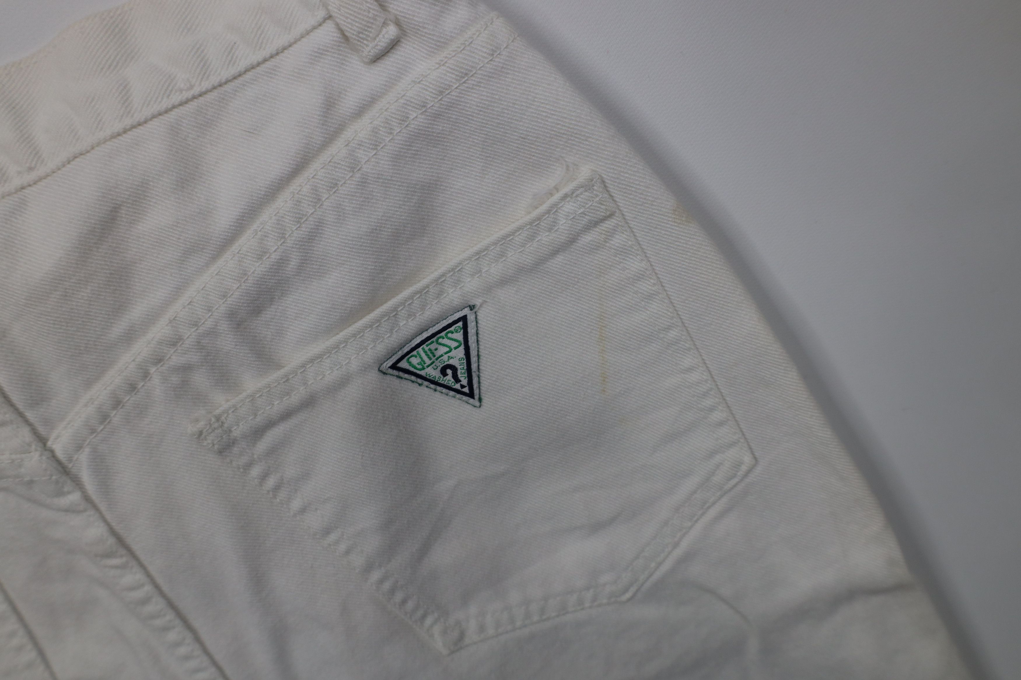 Guess Vintage 90s Guess Relaxed Fit Denim Jean Shorts White USA Size US 31 - 15 Thumbnail