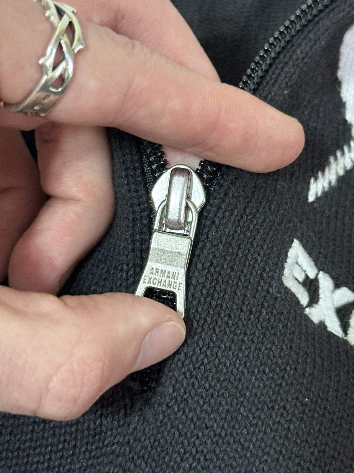 Armani Exchange Armani Exchange (A|X) Vintage 1/4 Zip Striped Knit Sweater Size L / US 10 / IT 46 - 5 Thumbnail