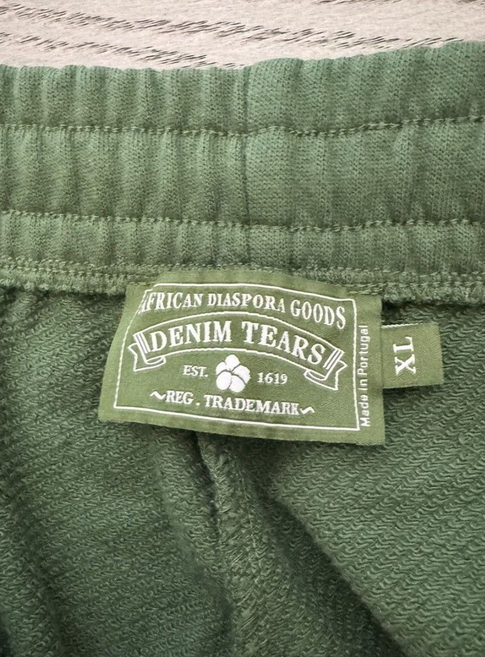DENIM TEARS Denim Tears “The Cotton Wreath” Sweatpants, Size XL Green Size US 36 / EU 52 - 2 Thumbnail