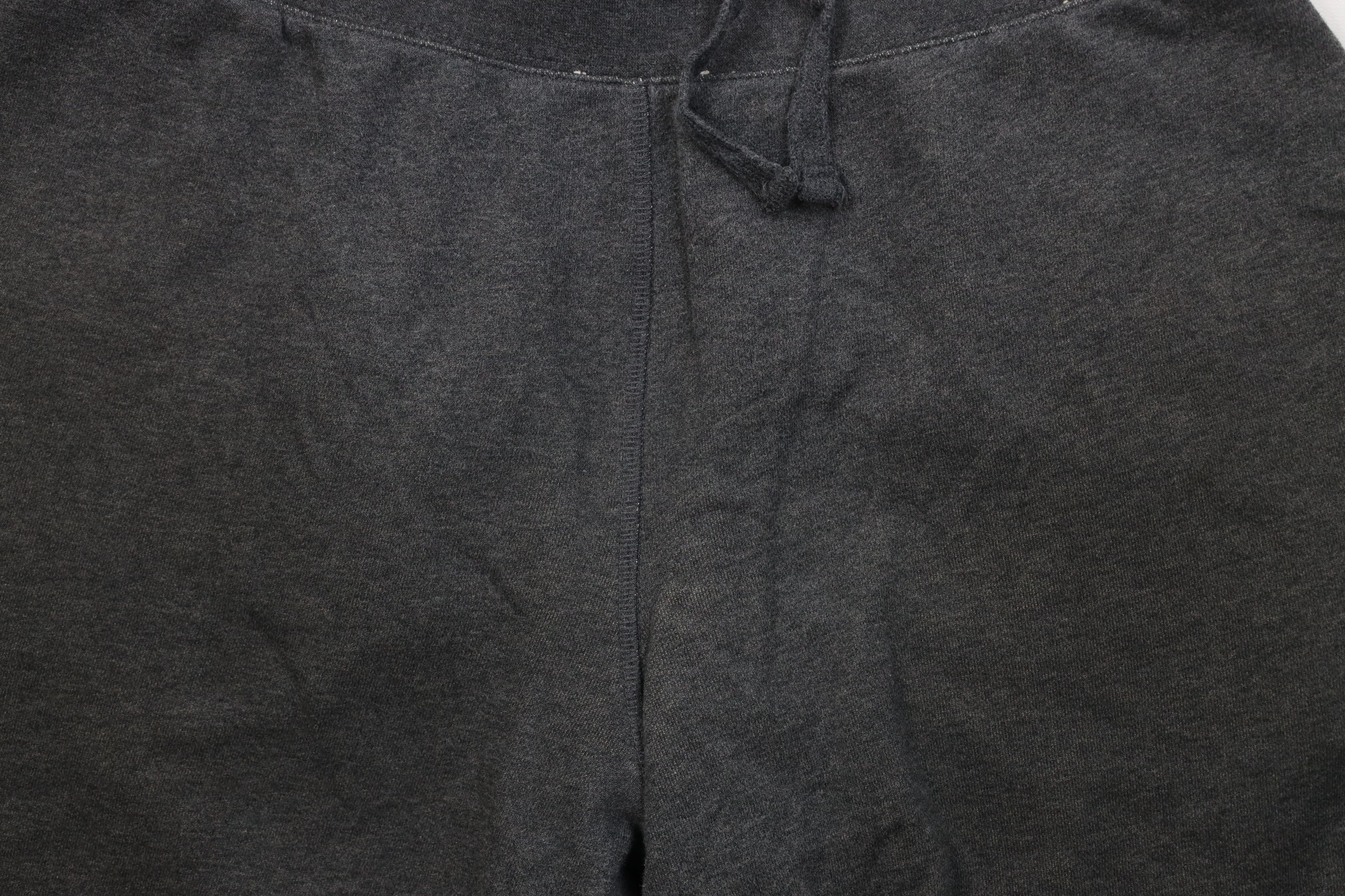 Champion Vintage Y2K Champion Spell French Terry Sweatpants Shorts Size US 38 / EU 54 - 3 Thumbnail