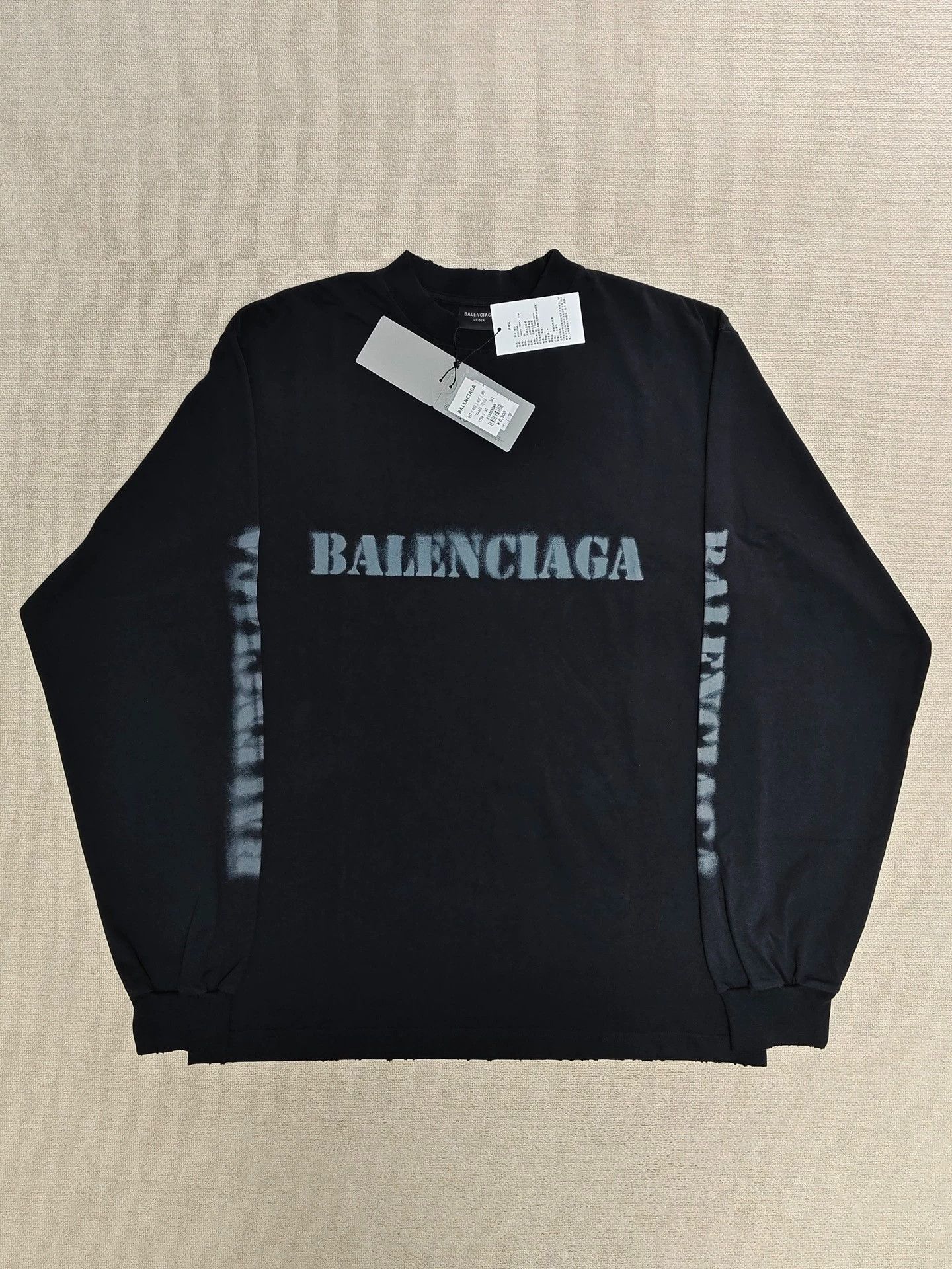 Balenciaga Balenciaga 24ss inkjet logo font blurred distressed long sleeved sweatshirt Size US XS / EU 42 / 0 - 1 Thumbnail