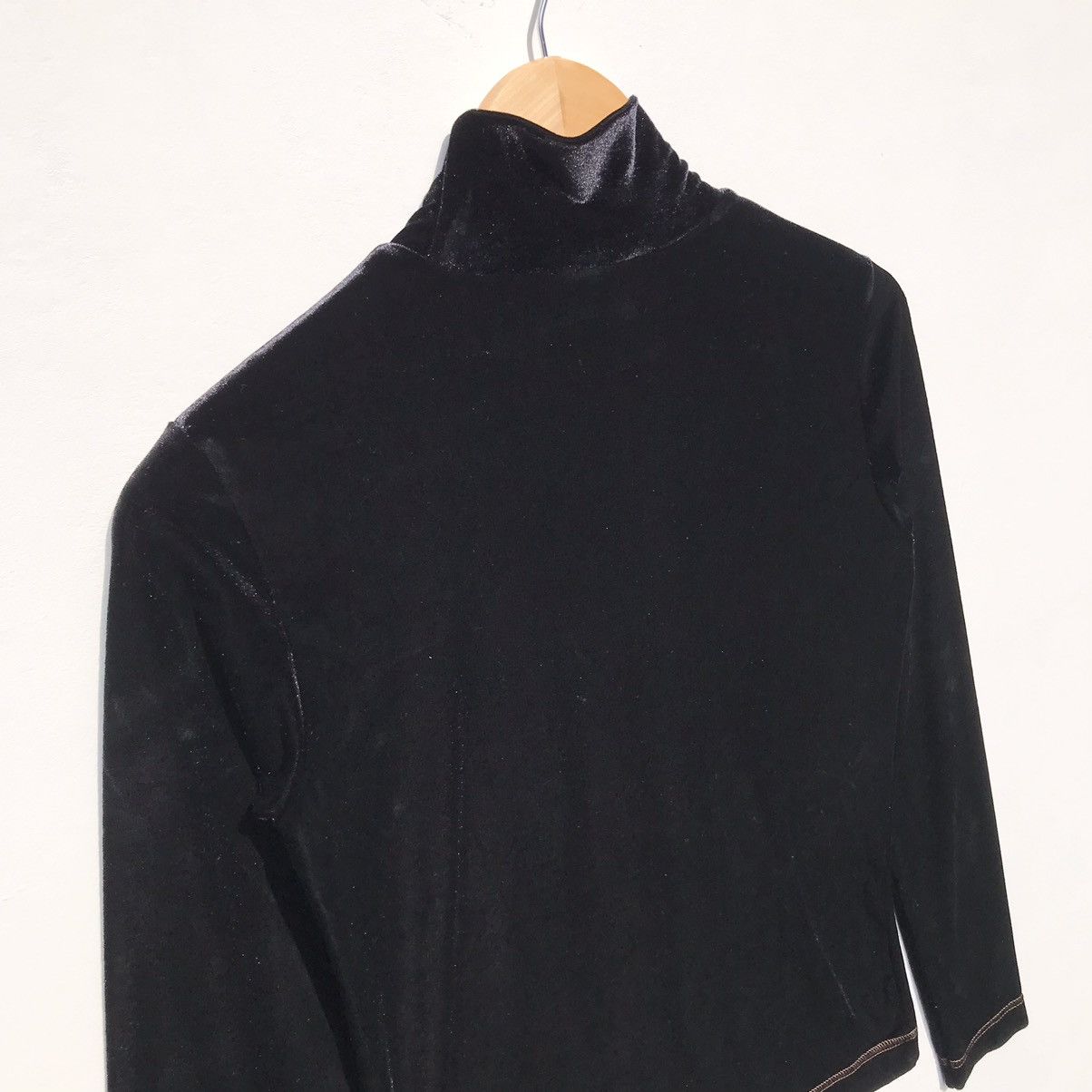 Fendi Vintage Fendi Velvet Shirt Spellout Embroidery Fendi Luxury Size S / US 4 / IT 40 - 9 Thumbnail