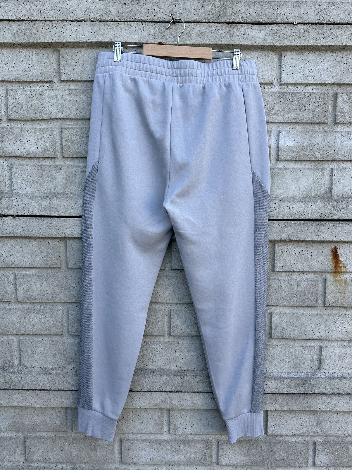Mercedes-Benz × Puma Grey Puma x Mercedes AMG Petronas tracksuit pants size XL Size US 36 / EU 52 - 6 Thumbnail