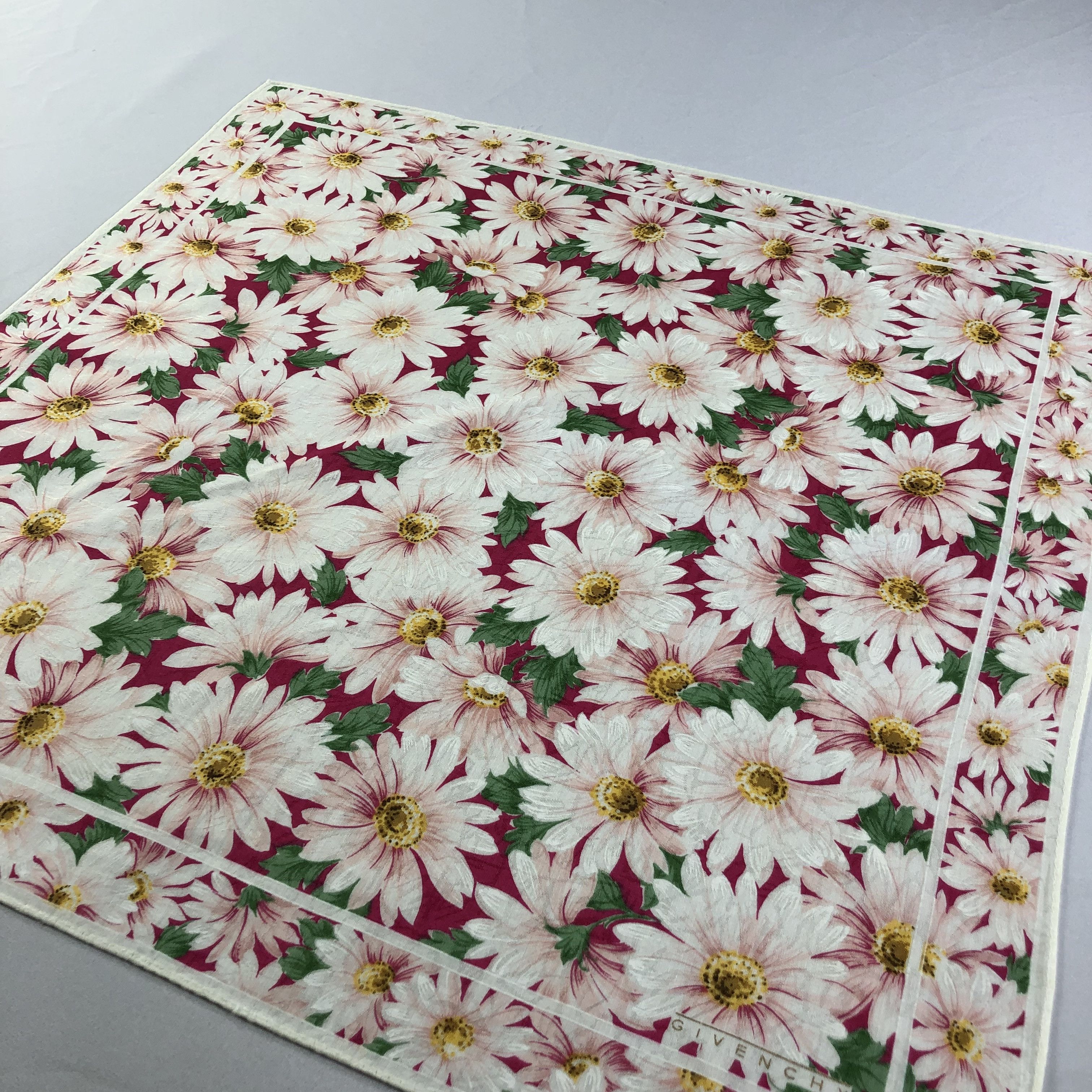 Vintage GiVENchY Floral Handkerchief Neckerchief Bandana H1953 Size ONE SIZE - 3 Thumbnail