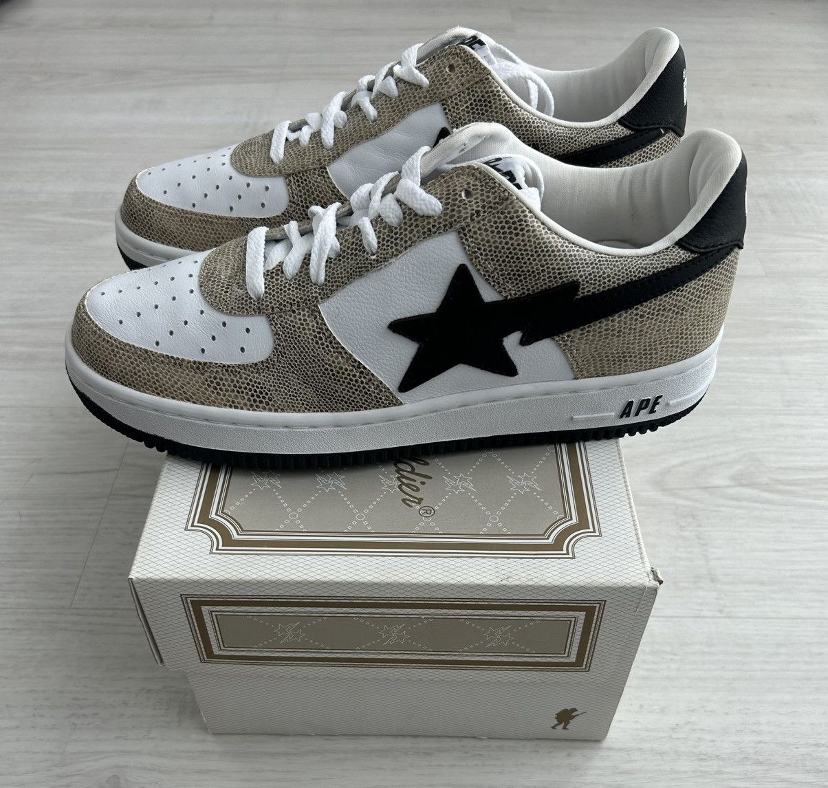 Bape VERY RARE OG 2001 A BATHING APE SNAKESKIN BAPESTA Size US 11 / EU 44 - 3 Thumbnail