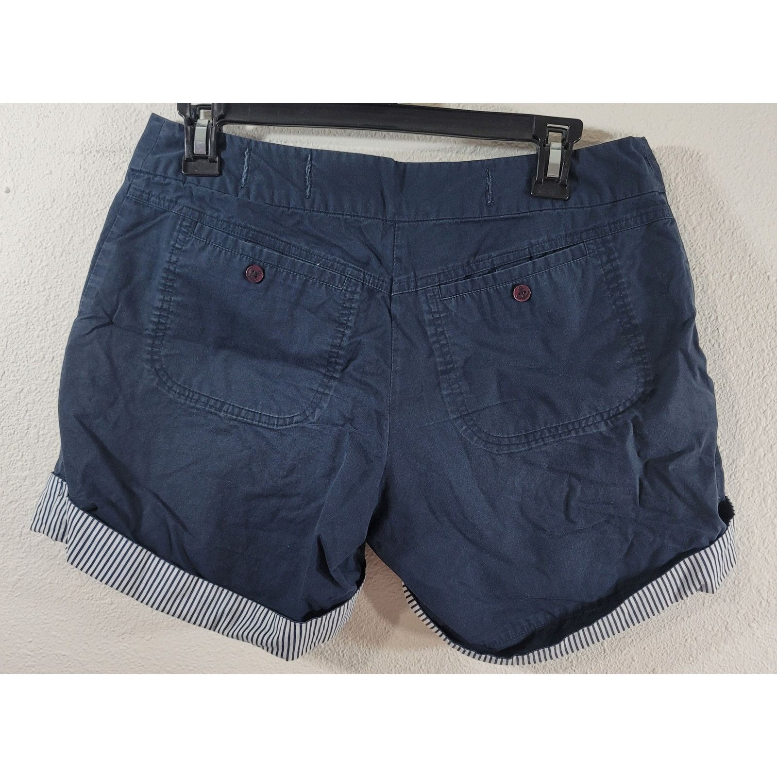 Other Beartwo Navy Blue Pleated Front Cuffed Shorts 38 Medium Size 30" / US 8 / IT 44 - 2 Thumbnail