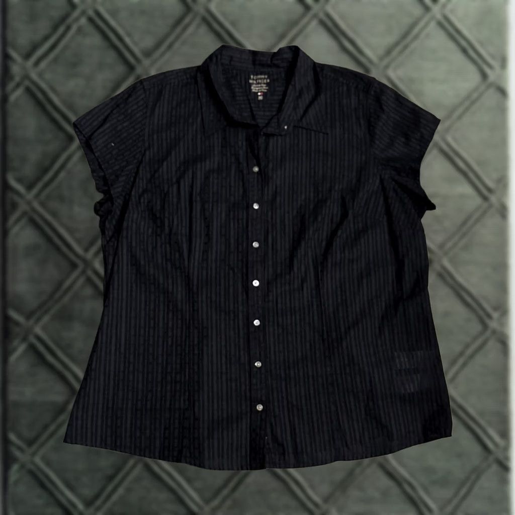 Tommy Hilfiger NWT Tommy Hilfiger Womens Shirt Button-Up Black Short Sleeve Cap Sleeve 20 Casual Sheer Knit Cotton Regular Image: 0-0-0-0-0-0 Size 3XL / US 20-22 - 1 Thumbnail