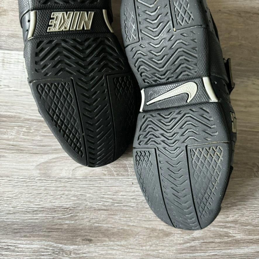 Nike NIKE • LeBron Air 20-5-5 GS "Black" (6M) Size US 6 / EU 39 - 11 Thumbnail