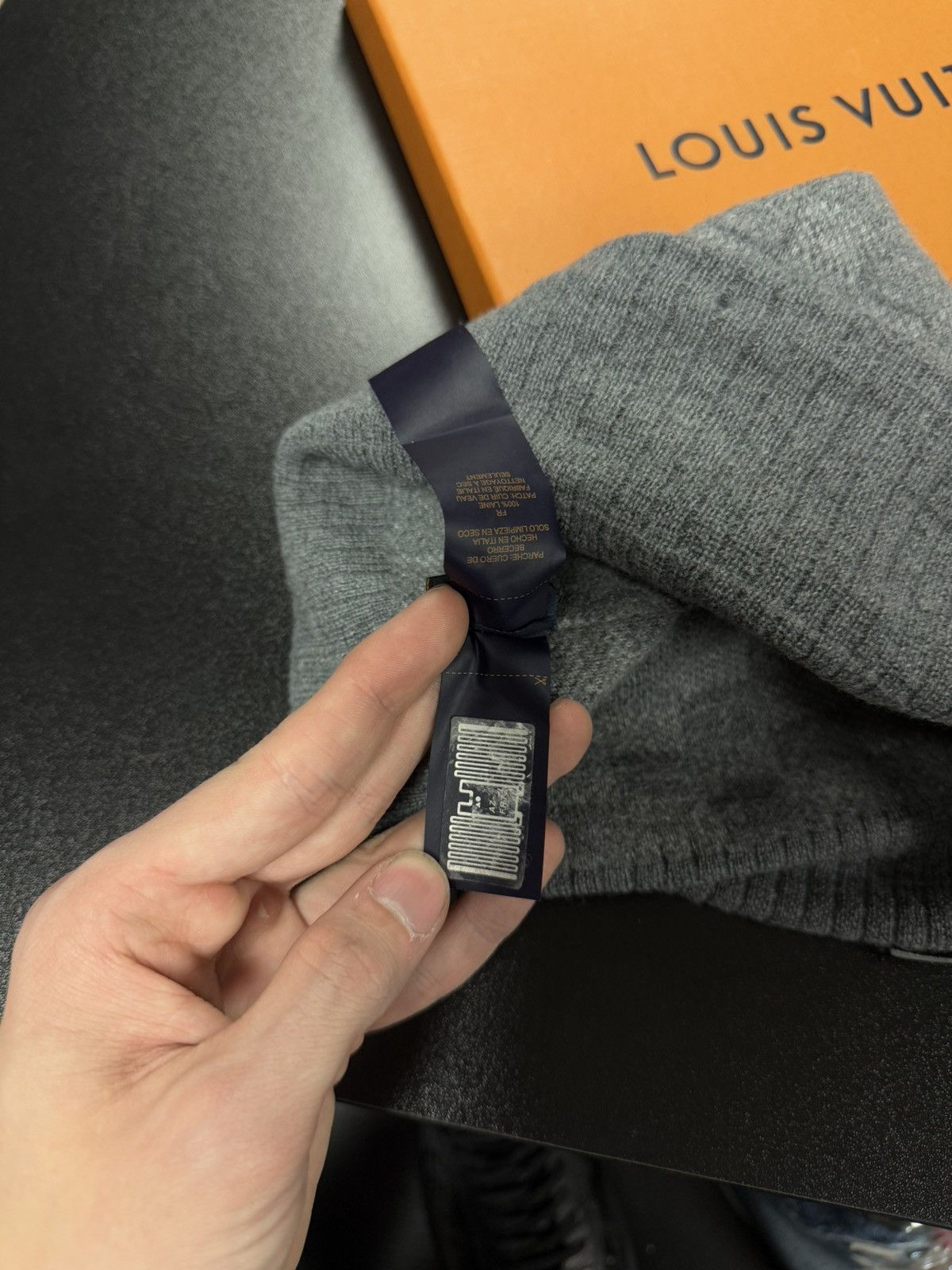 Louis Vuitton Louis Vuitton Grey Beanie Box + Reciept Size ONE SIZE - 11 Thumbnail