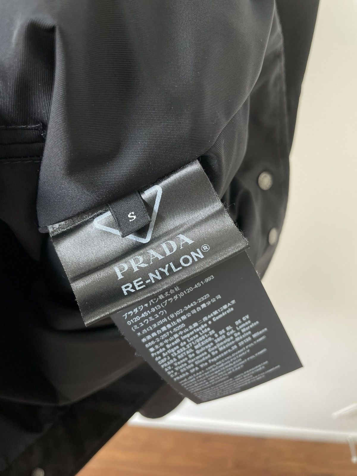 Prada Prada Re Nylon Classic Big Logo Jacket RARE SGB991S2211WQ8 Size US S / EU 44-46 / 1 - 8 Thumbnail