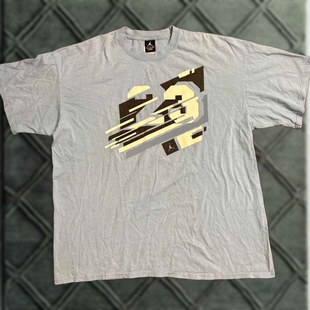 Jordan Brand VINTAGE Air Jordan T-Shirt 2XL Carolina Tar Heel Blue 2000s Retro Flight Mens Size US XXL / EU 58 / 5 - 1 Thumbnail