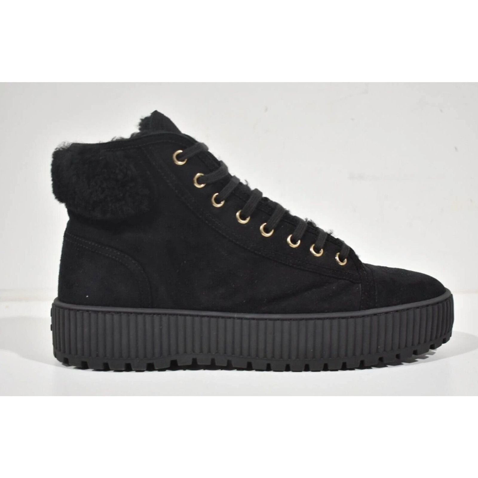 Chanel 21K Shearling Fur CC Logo Lace Up High Top Sneaker Boots 41 Size US 11 / IT 41 - 4 Thumbnail