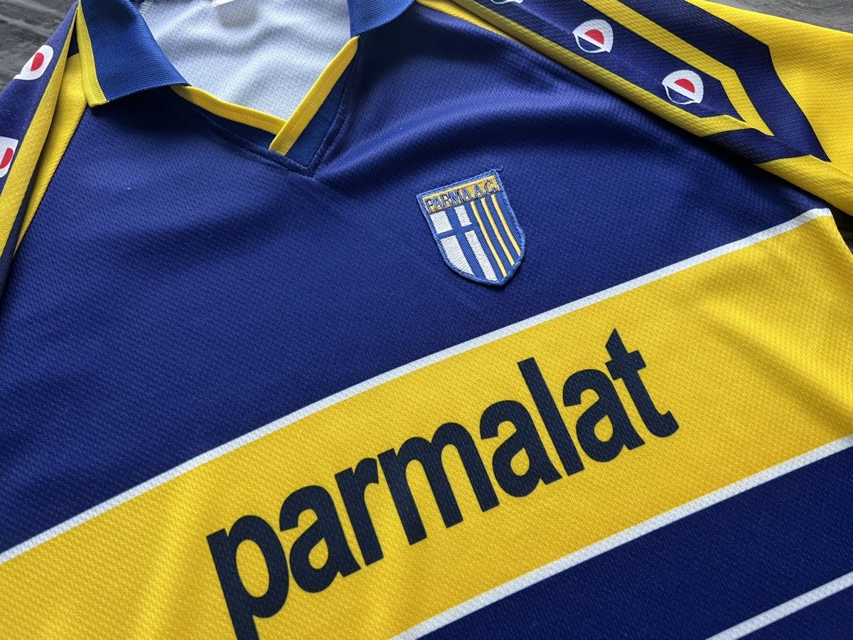 Soccer Jersey : Parmalat A.C. Arm Champion Tape