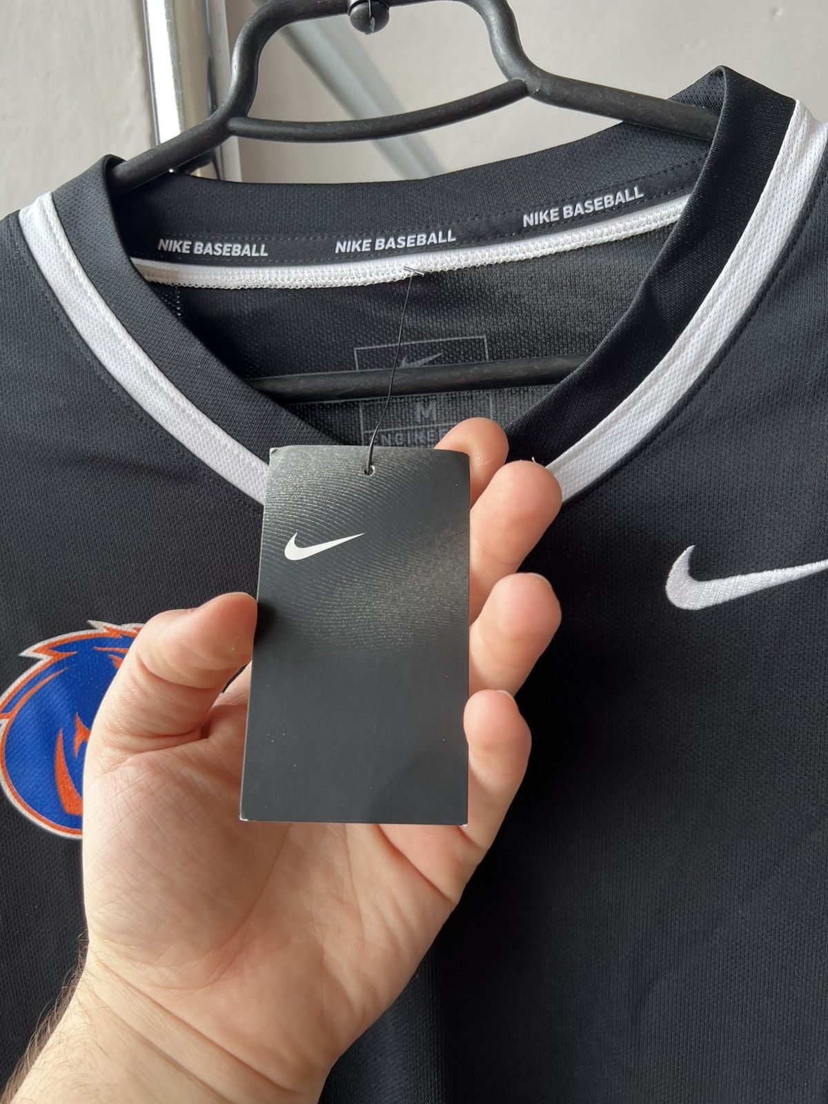 Nike NIKE BOISE STATE BRONCOS BASEBALL JERSEY SHIRT MEN’S NWT NEW Size US M / EU 48-50 / 2 - 8 Thumbnail