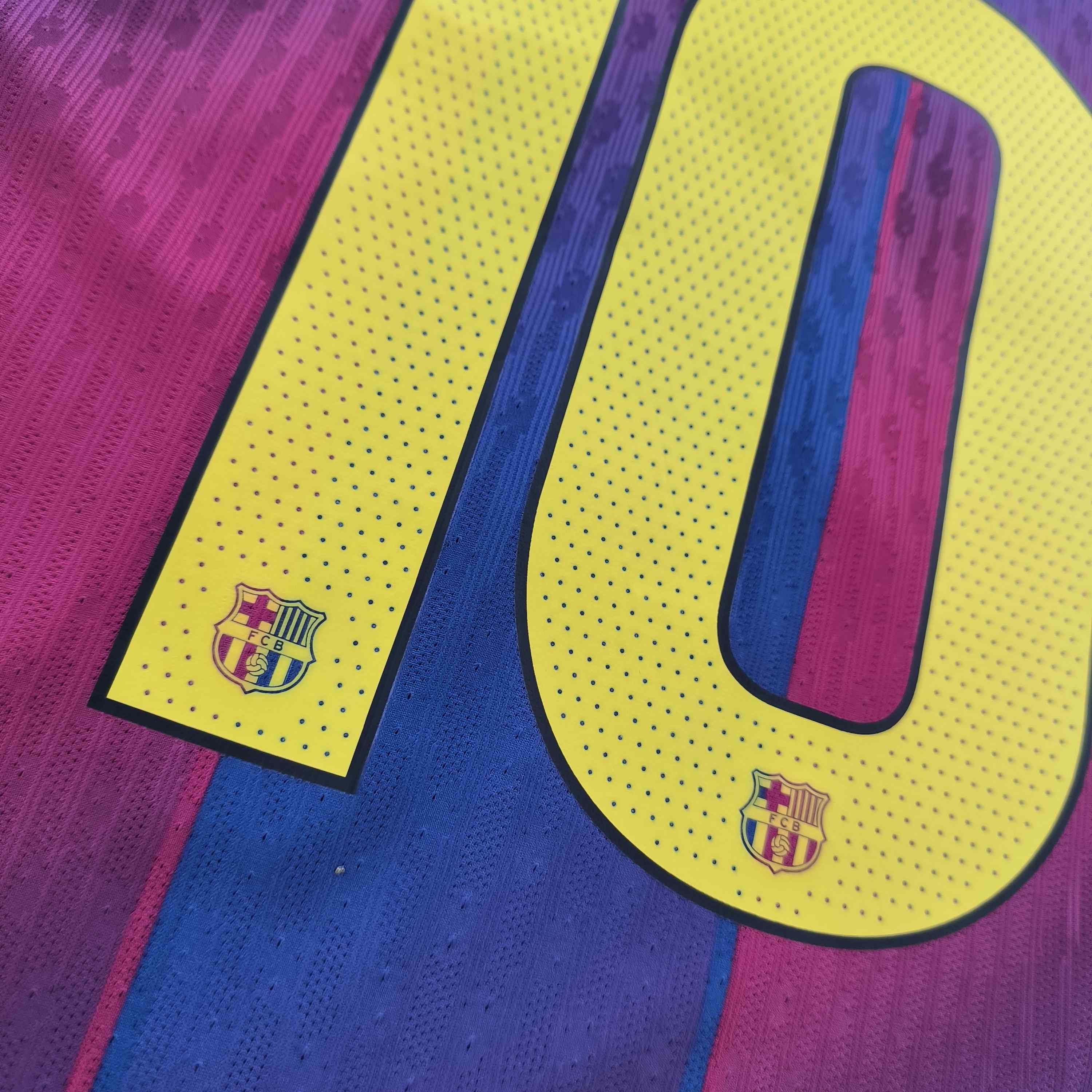 Nike FC Barcelona 2025-26 Nike home Yamal football jersey size M Size US M / EU 48-50 / 2 - 9 Thumbnail