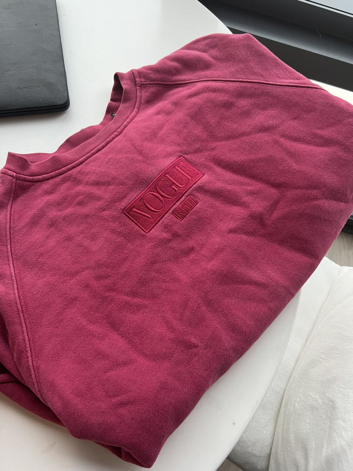 Kith × Vogue Kith x Vogue 125th Anniversary Crewneck, Pink Size US M / EU 48-50 / 2 - 2 Thumbnail