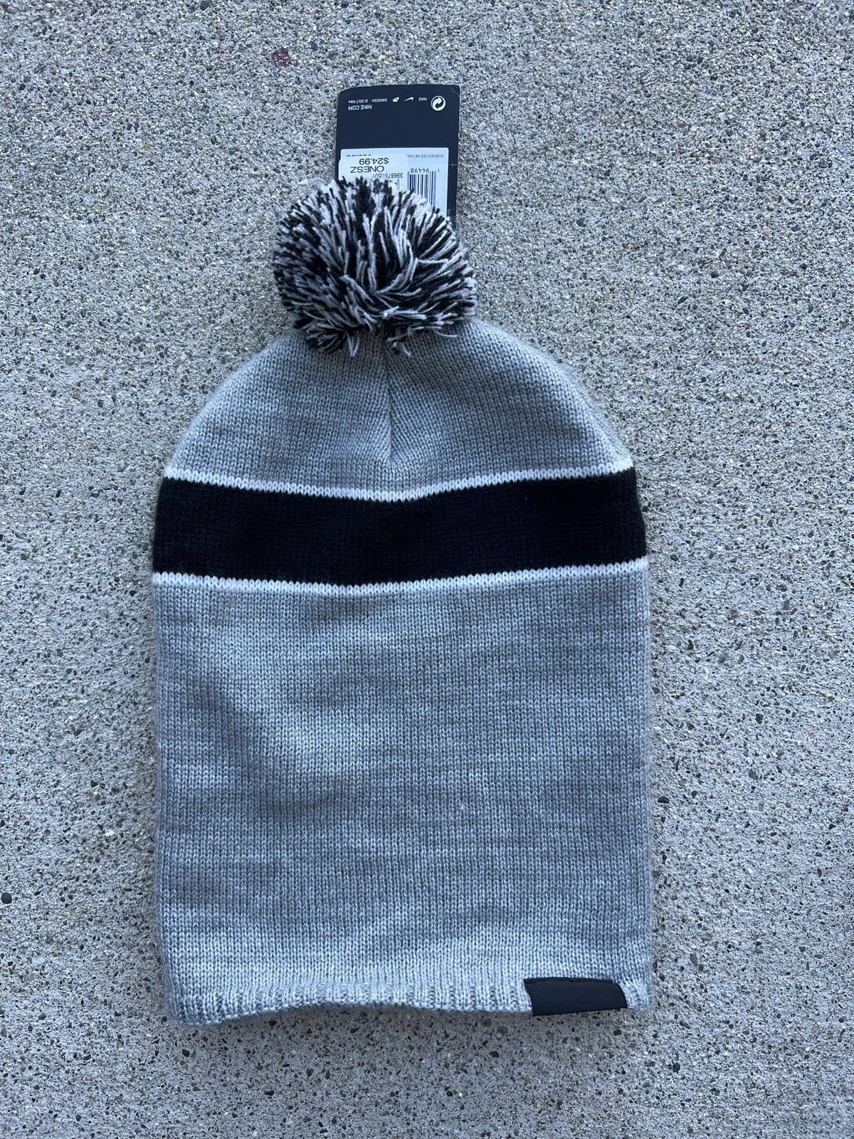 Nike Brand New Nike SB Grey/Black Snowboarding/Ski Beanie Size ONE SIZE - 3 Thumbnail