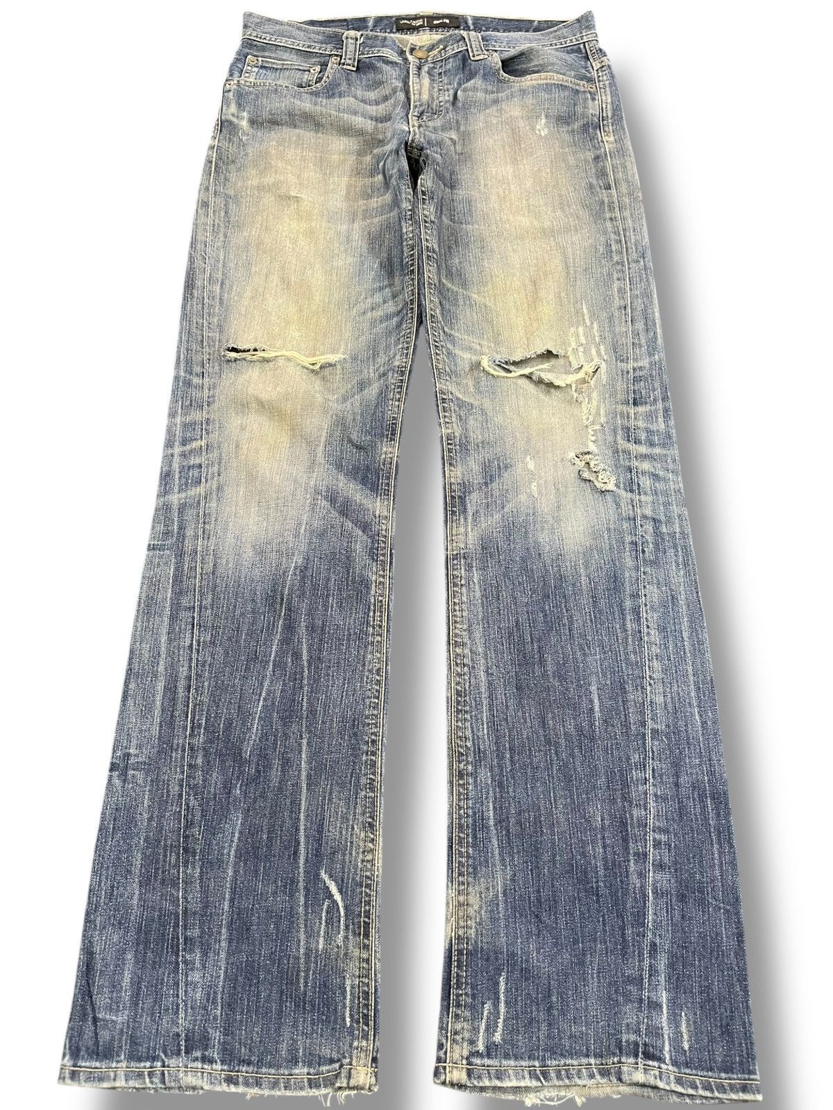 Jun Takahashi Vintage Uniqlo Jeans For Mens Mudwash Distressed Denim Size US 32 / EU 48 - 1 Thumbnail