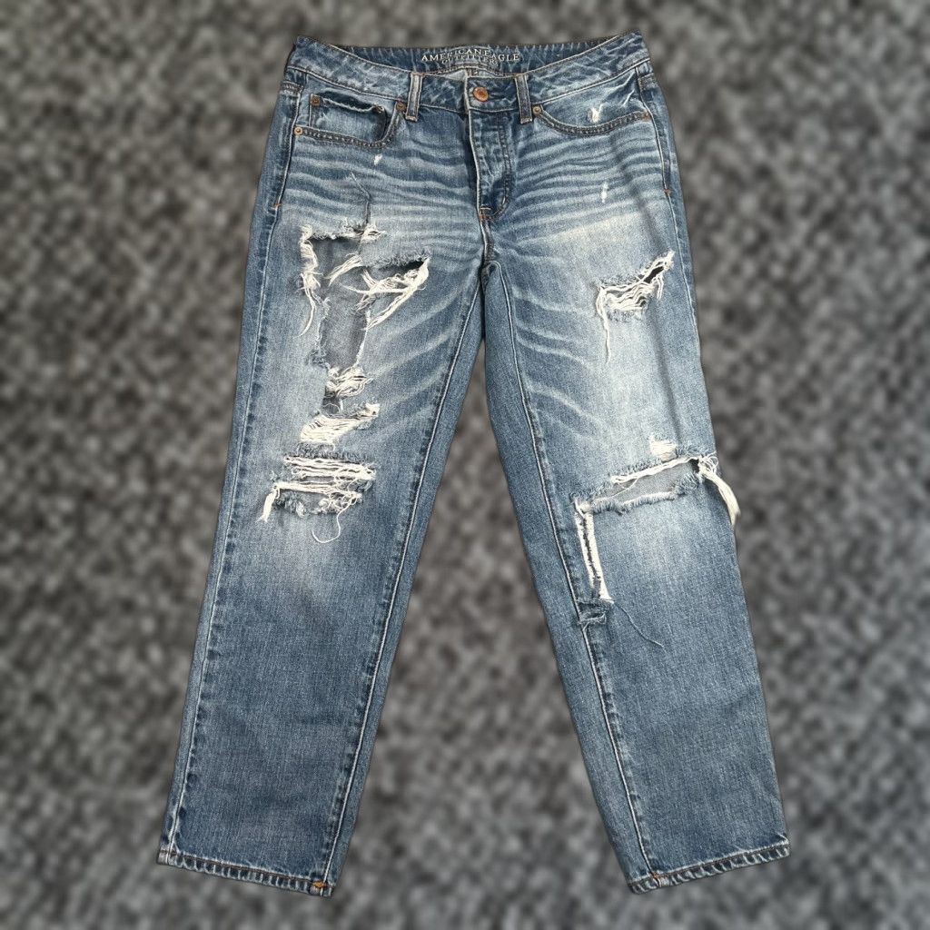 American Eagle Outfitters AMERICAN EAGLE Jeans Womens 8 Blue Cropped Destroyed Button Fly Size 30" / US 8 / IT 44 - 1 Thumbnail