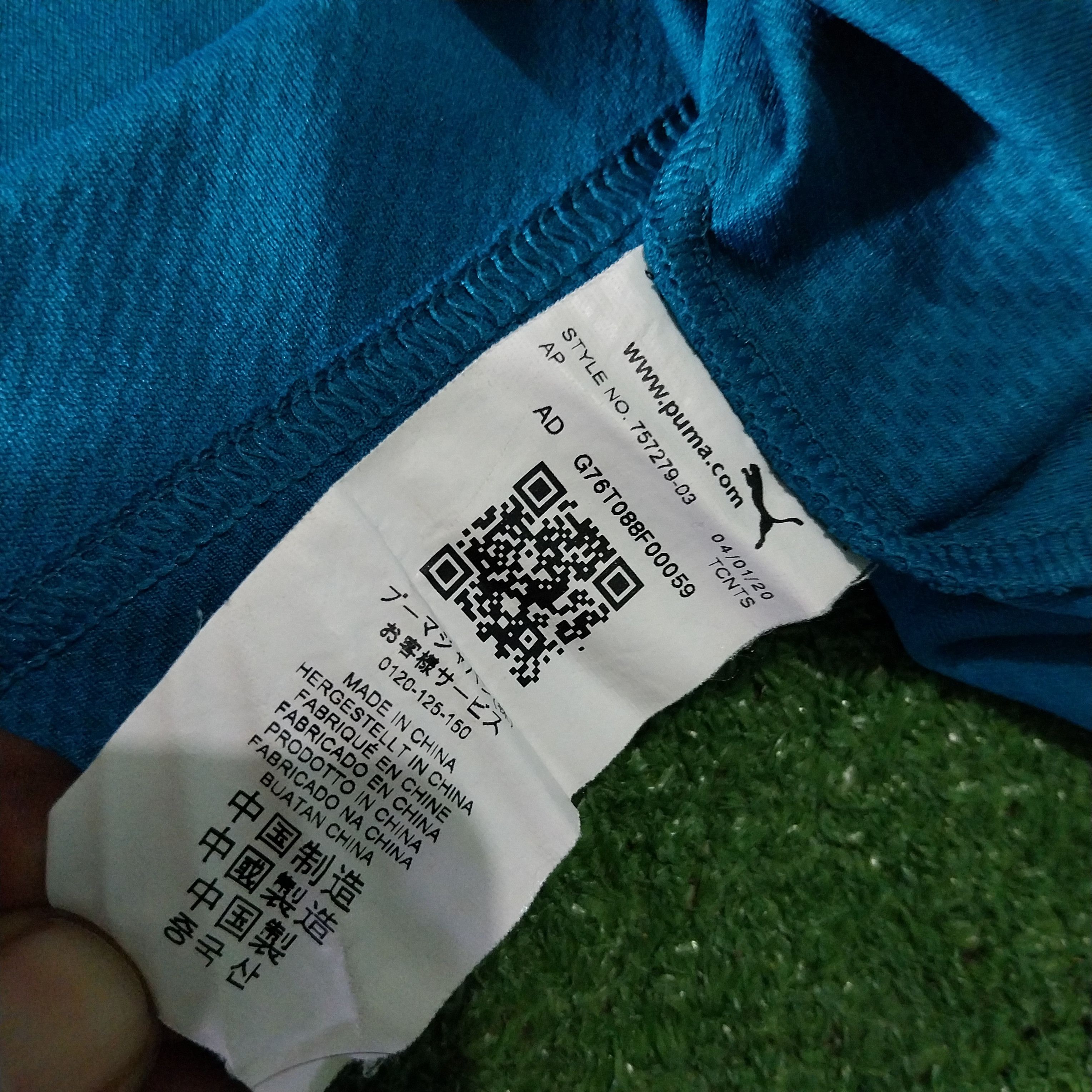 Puma Ac milan 3rd 2020/2021 Theo hernandez jersey football Size US M / EU 48-50 / 2 - 7 Thumbnail