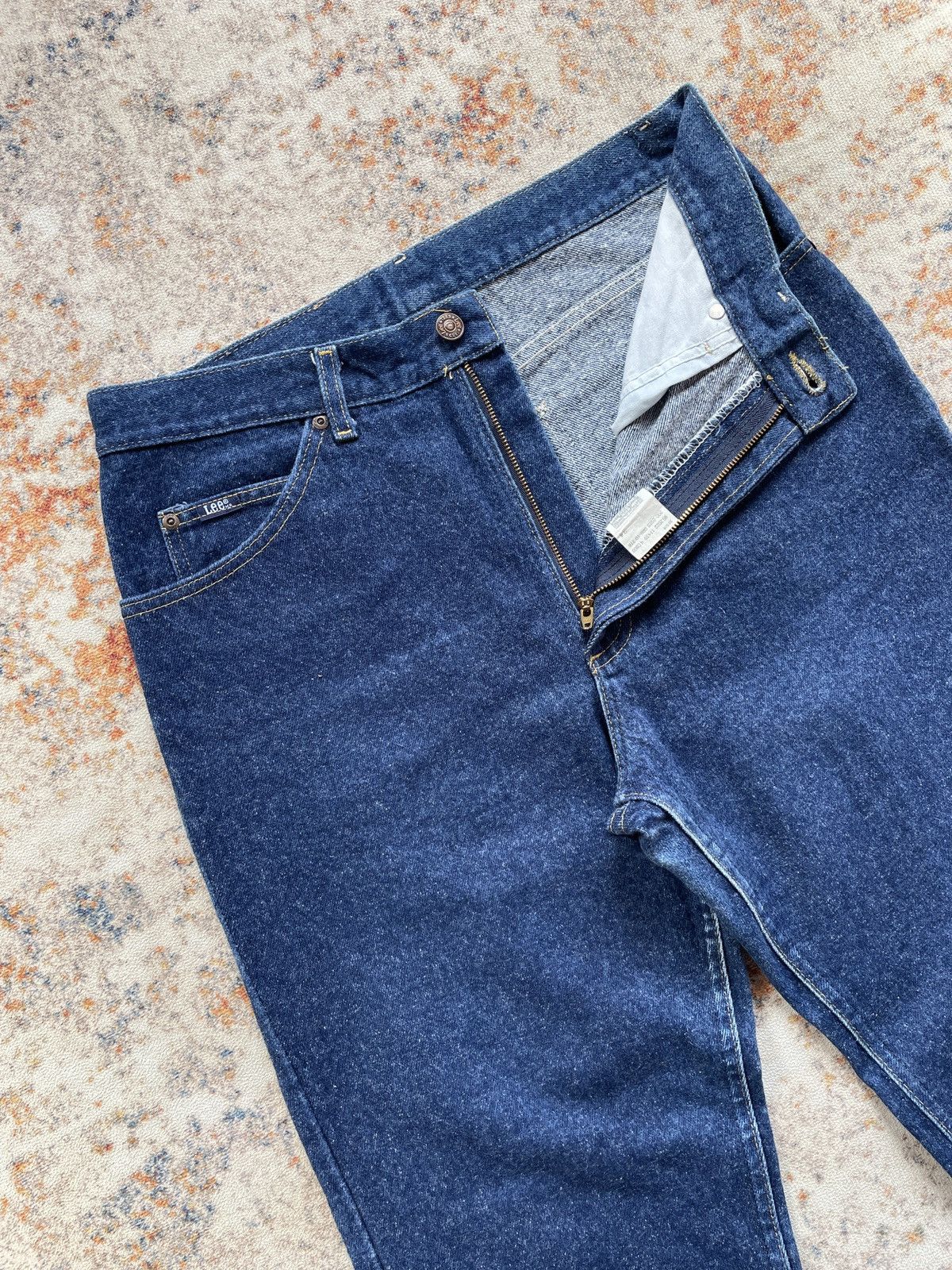 Lee LEE GENUINE JEANS Size US 31 - 3 Thumbnail