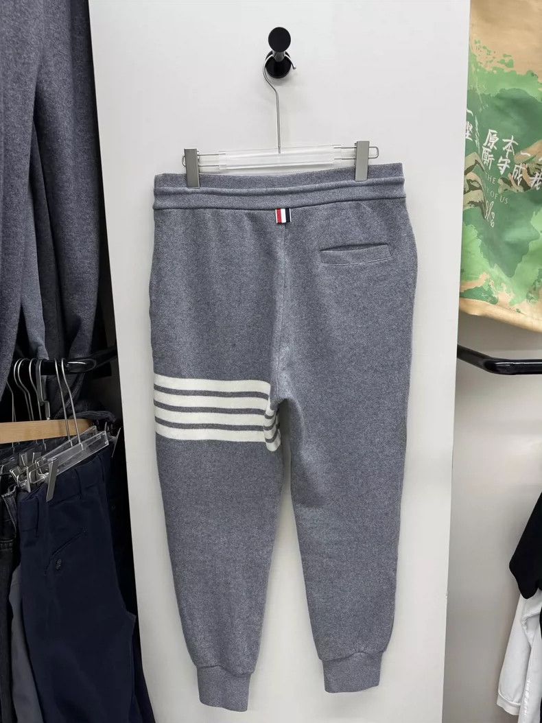 Thom Browne Thom Browne size1 Gray slacks Size US 26 / EU 42 - 2 Thumbnail