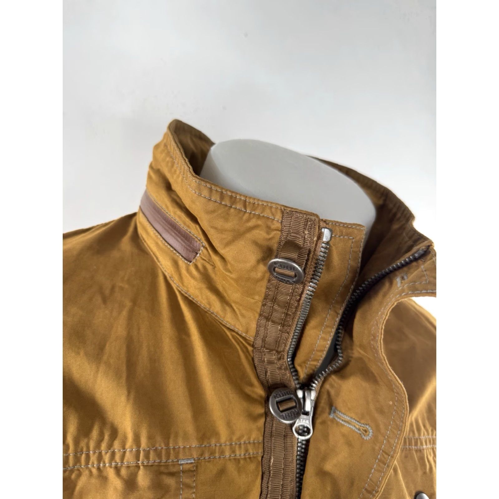 Vintage KUHL Hooded Mens S Field Jacket - Brown - Hiking Waxed Cotton Blend - Outdoor B2 EXCELLENT Size US S / EU 44-46 / 1 - 3 Thumbnail