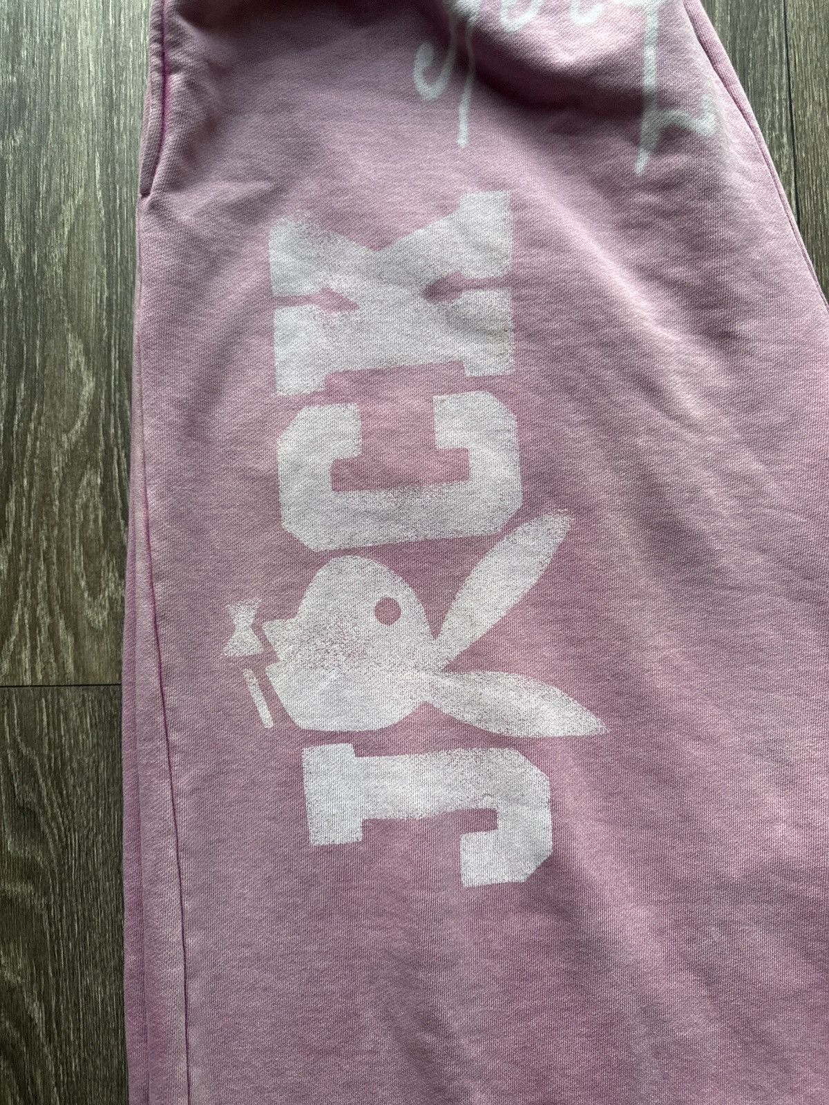 Complex Cactus Jack x Playboy oversized joggers Size US 34 / EU 50 - 3 Thumbnail