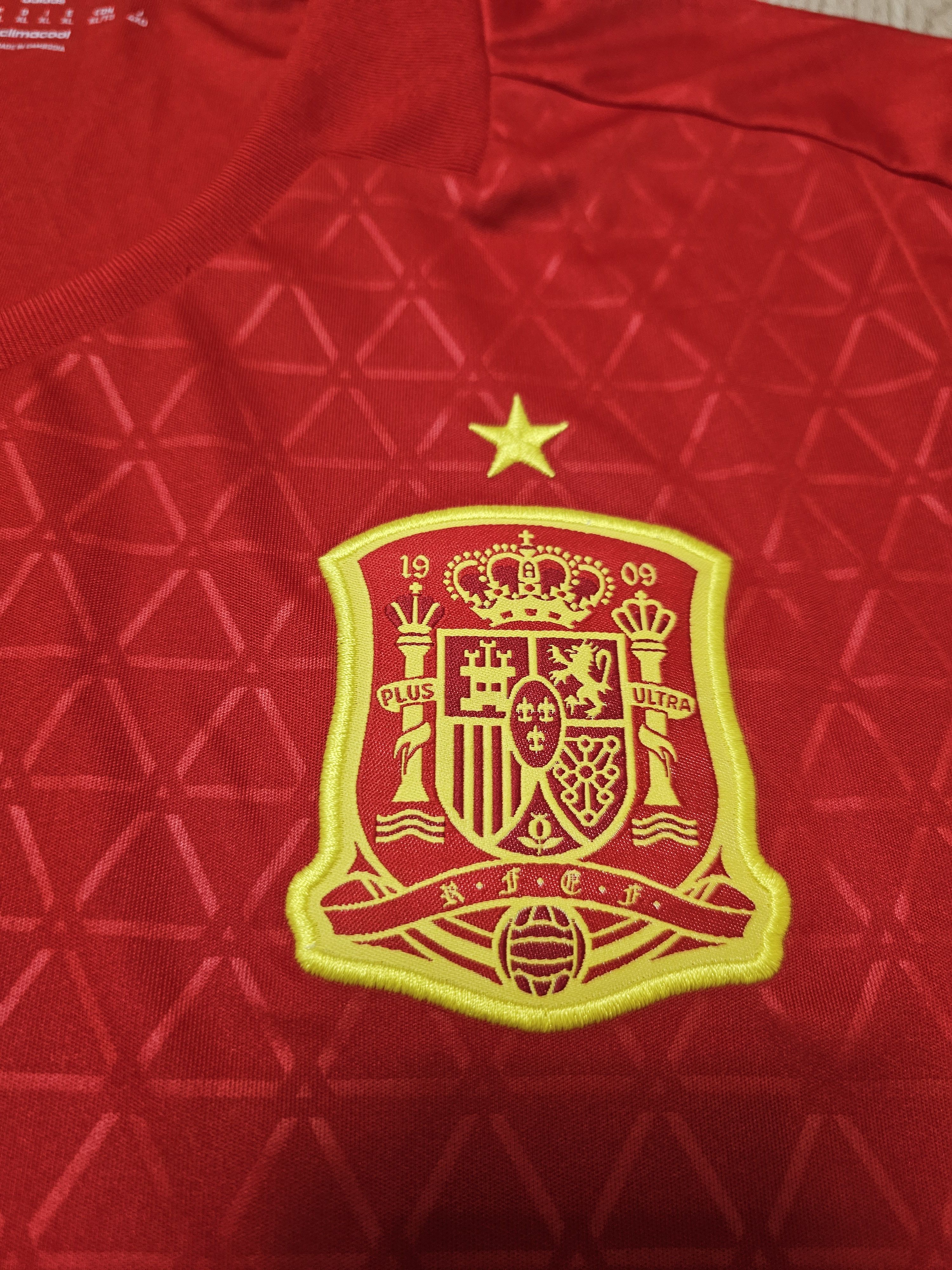 Adidas SPAIN 2015 2016 HOME ESPANIA FOOTBALL SHIRT SOCCER JERSEY Size US XL / EU 56 / 4 - 4 Thumbnail