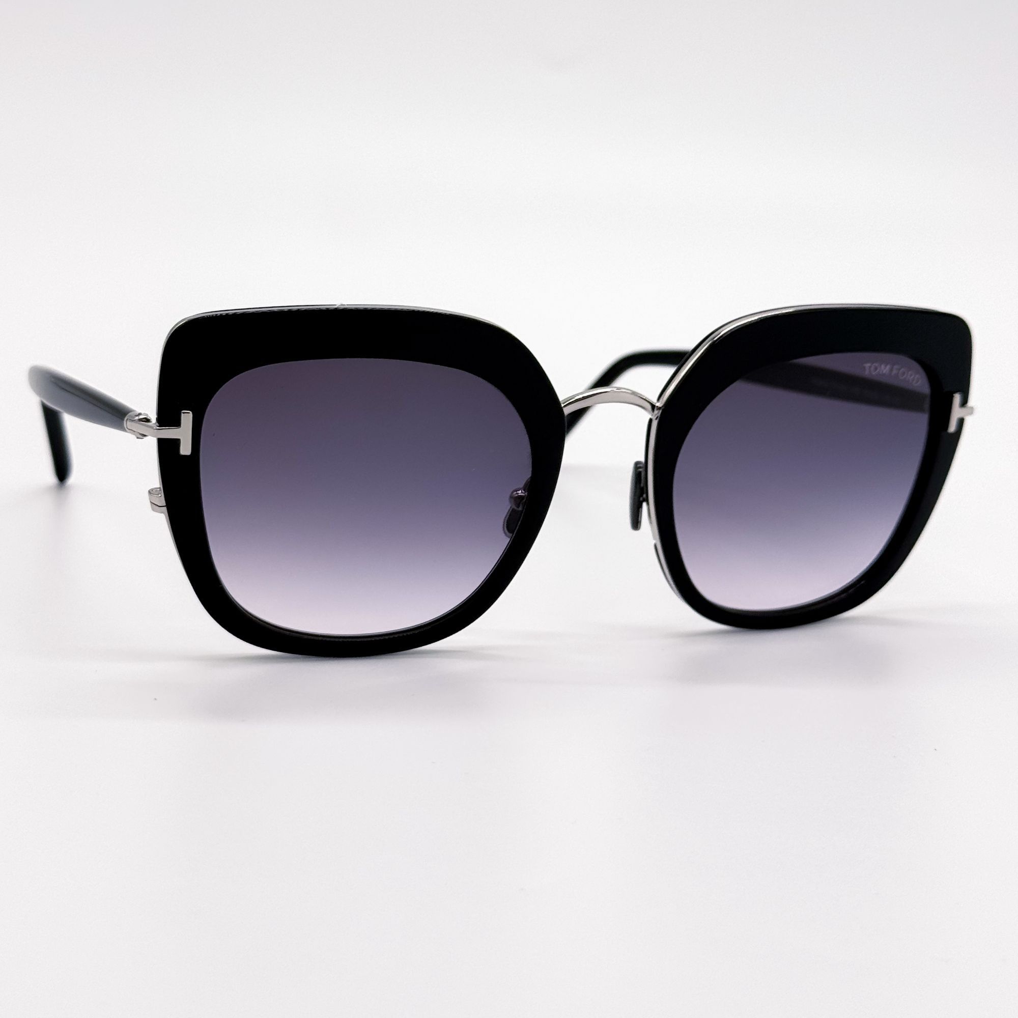 Tom Ford NEW TOM FORD VIRGINIA TF945 05B SUNGLASSES BLACK/GRAY WOMEN Size ONE SIZE - 4 Thumbnail