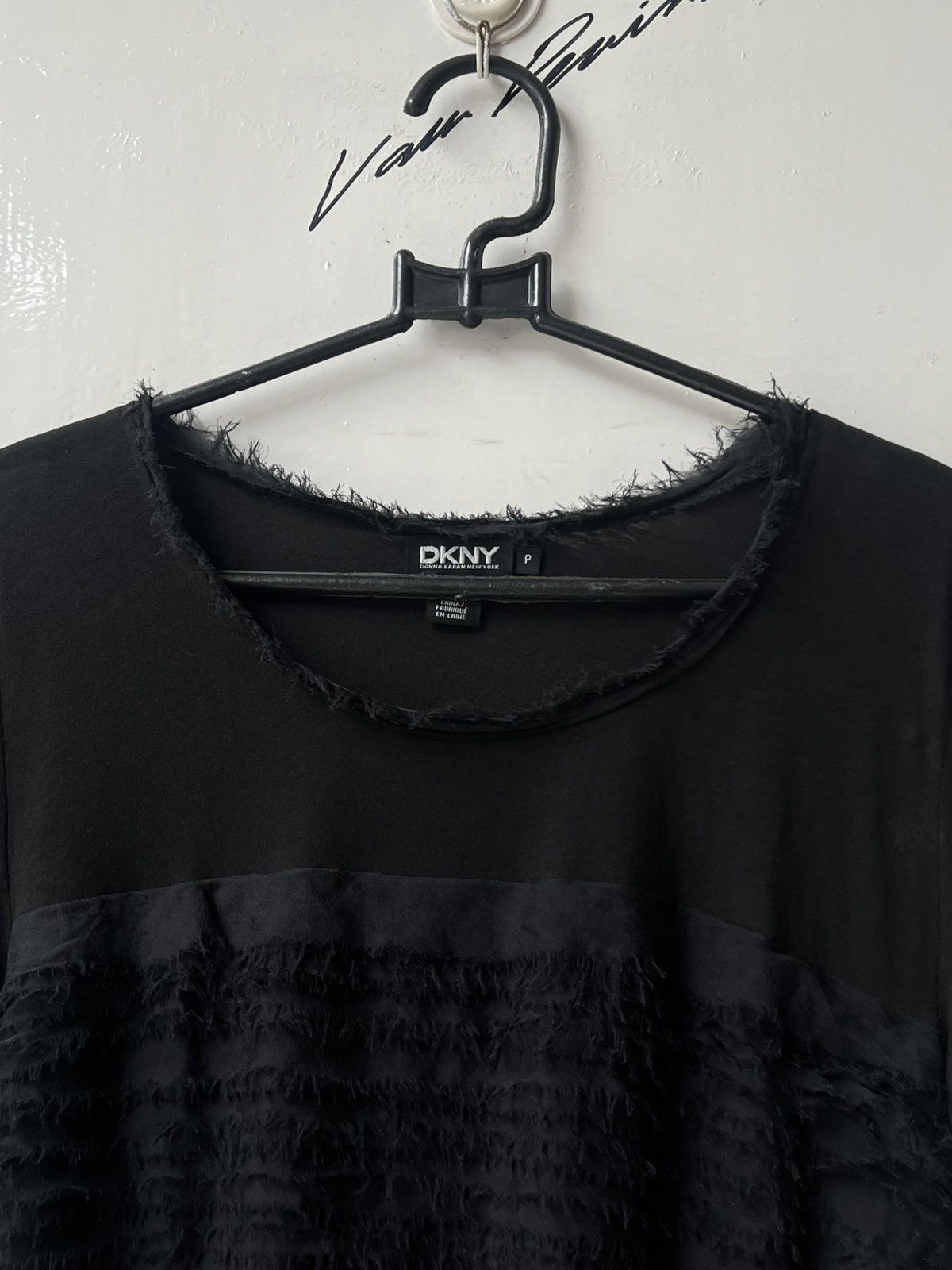 DKNY DKNY Black T-shirt Size US XS / EU 42 / 0 - 4 Thumbnail
