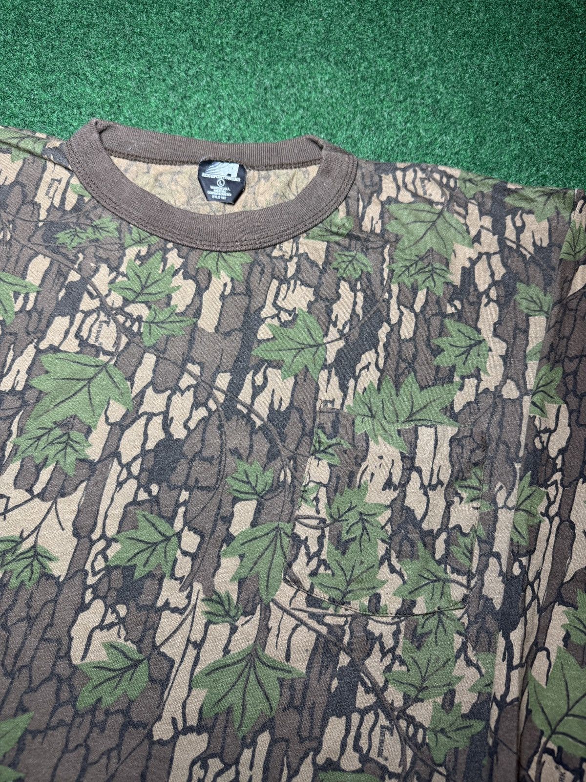 Realtree Vintage Trebark Camo Long Sleeve Small 21x2490s T Shirt Size US S / EU 44-46 / 1 - 2 Thumbnail