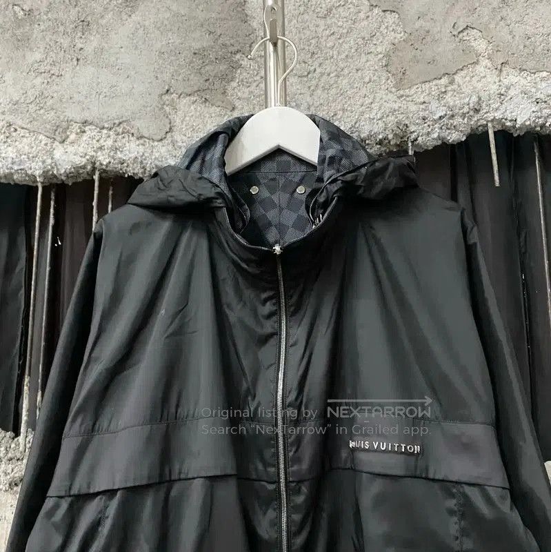 Louis Vuitton Louis Vuitton Long. Size US M / EU 48-50 / 2 - 2 Thumbnail