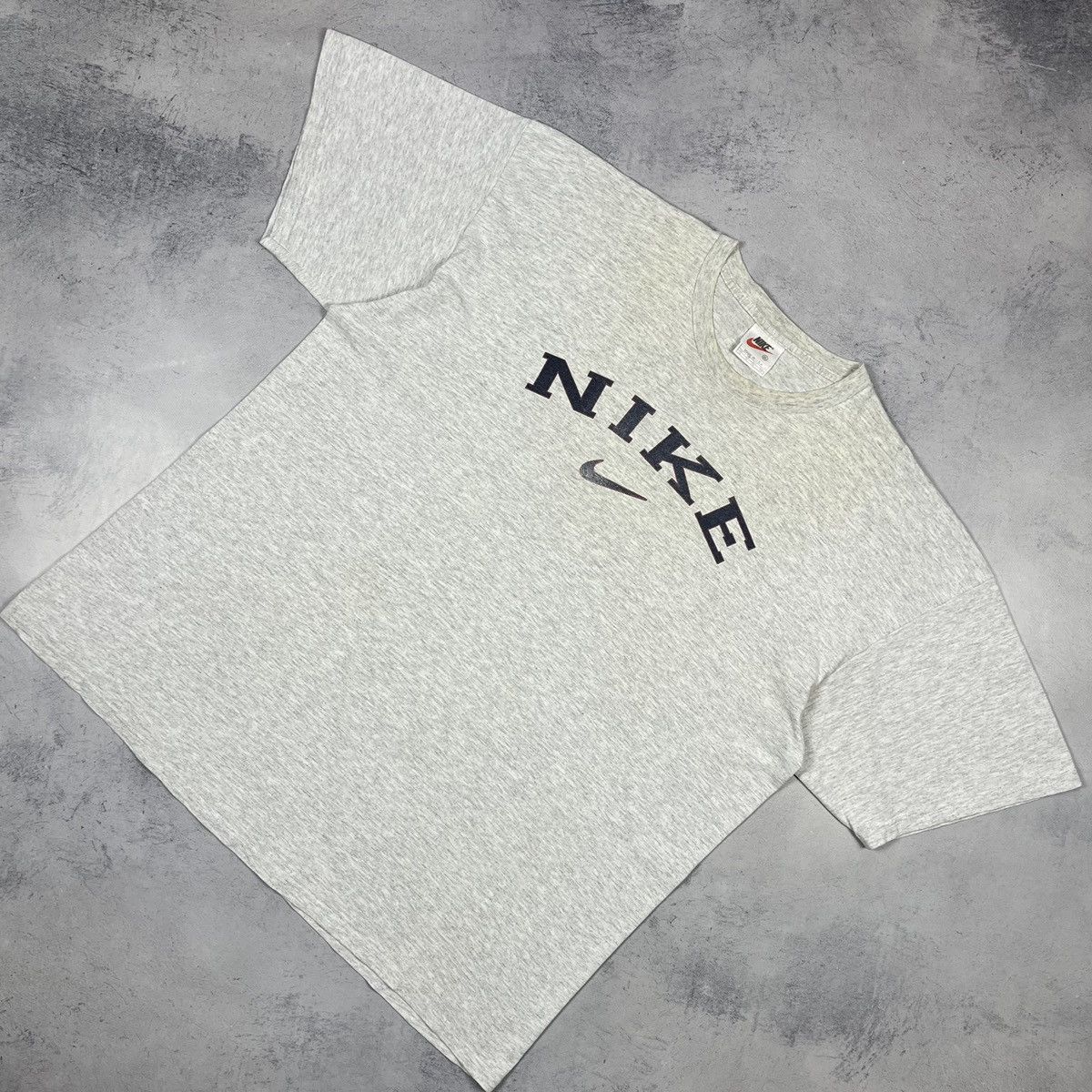 Nike Vintage Nike Big Logo baggy T Shirt 90’s Size US XXL / EU 58 / 5 - 1 Thumbnail
