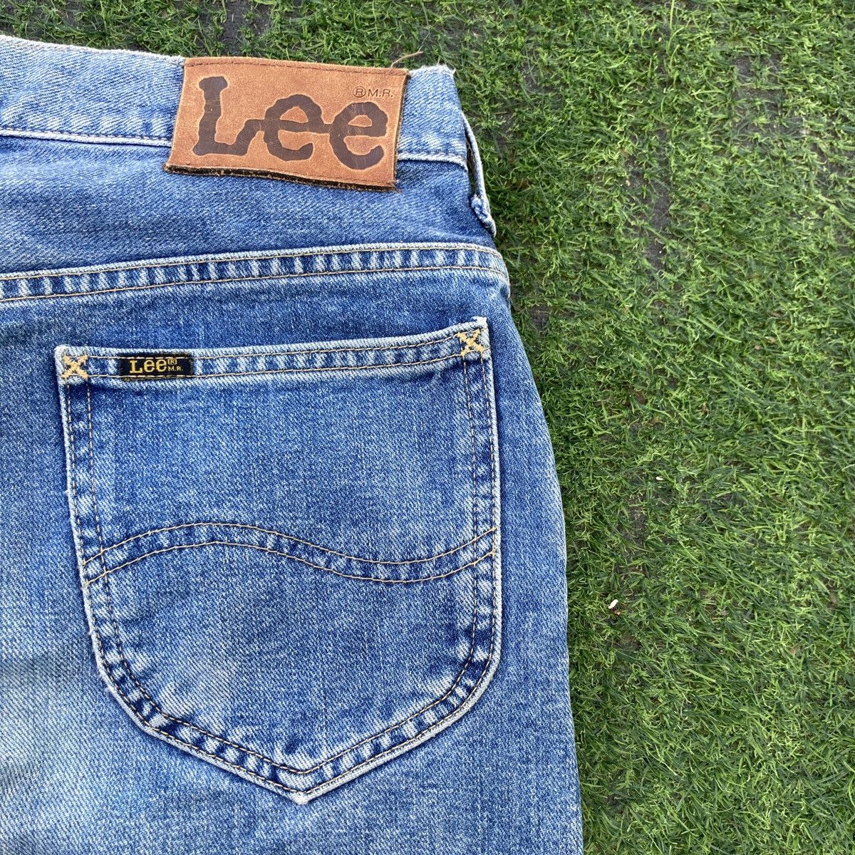 Lee VINTAGE LEE RIDER LEFT HAND DENIM SELVEDGE DISTRESSED JEANS Size US 29 - 13 Thumbnail