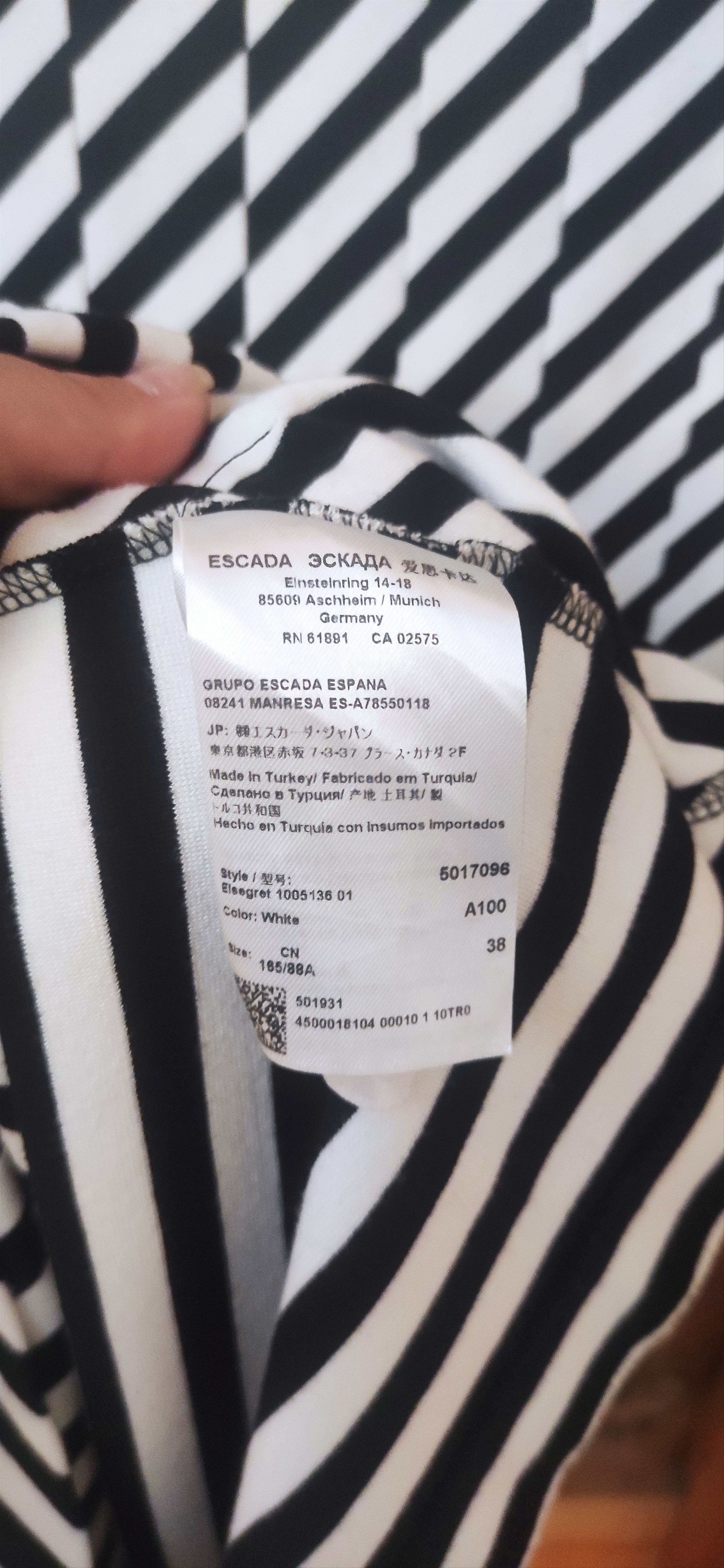 Escada The dress Escada Size S / US 4 / IT 40 - 2 Thumbnail