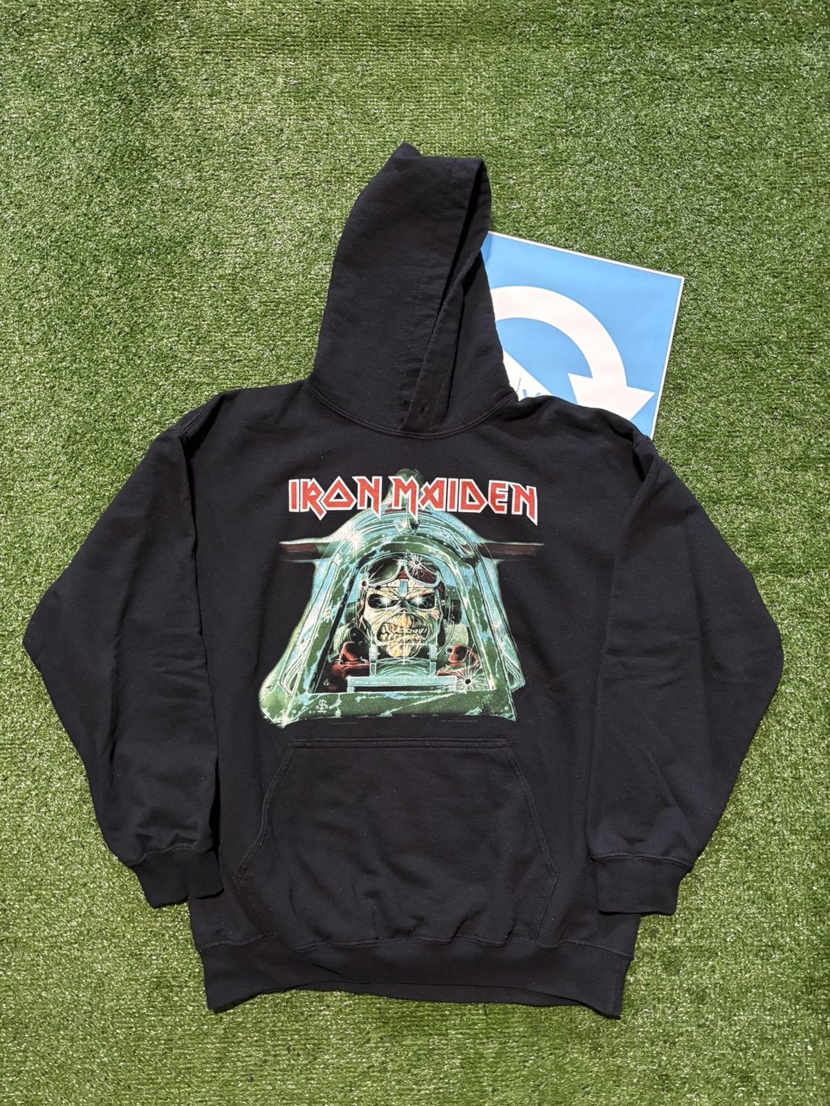 VINTAGE 2000s GILDAN IRON MAIDEN HISTORY OF EDDIE HOODIE
