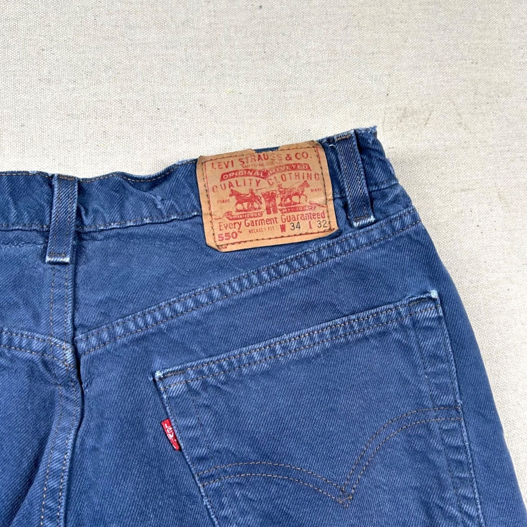 Levi's VINTAGE Levi's 550 Jeans Mens 34x32 Relaxed Fit USA Made Denim Blue 5-Pocket 31 Inseam 90s Style Mens Jeans Size US 34 / EU 50 - 6 Thumbnail