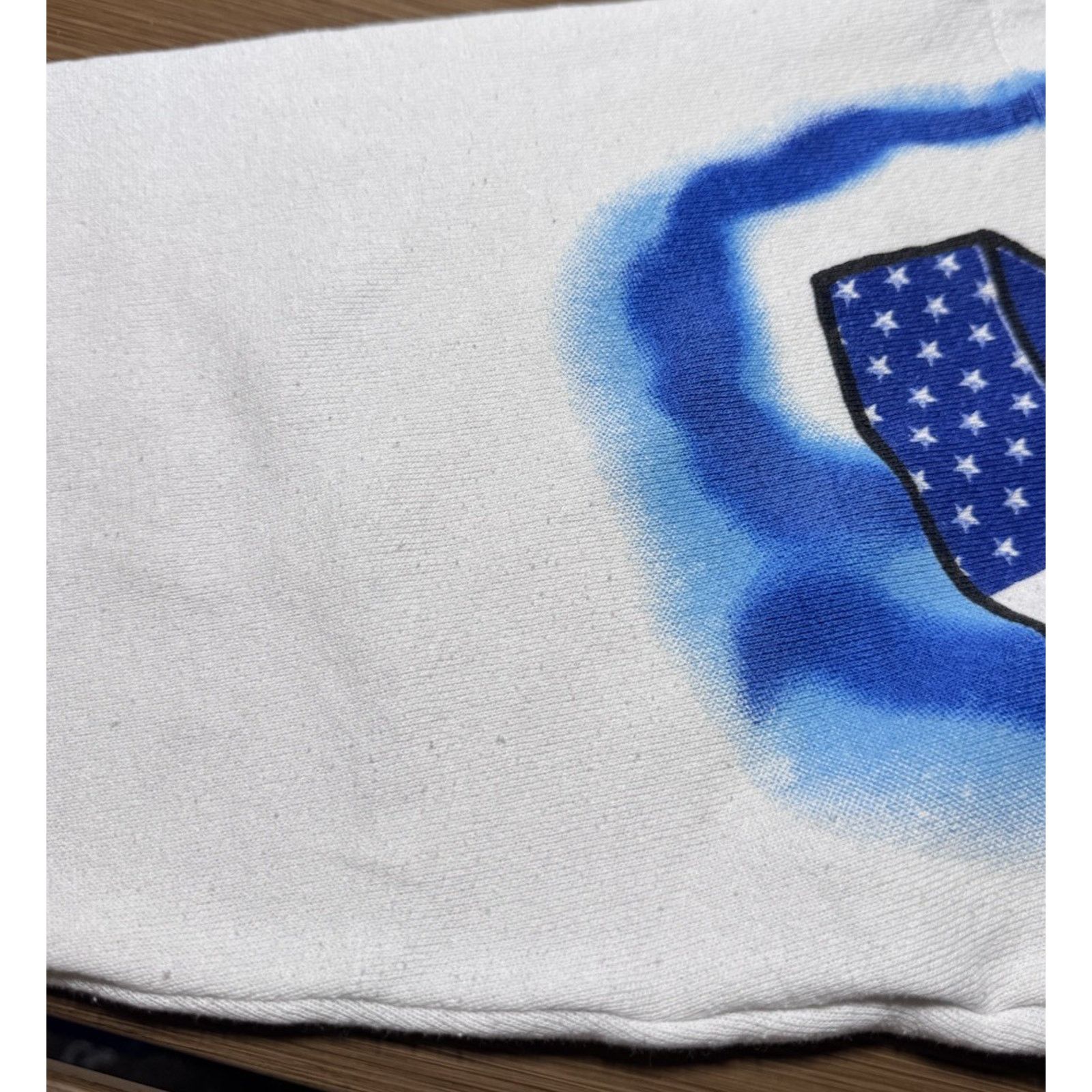 Tultex VTG TAZ 1995 USA FLAG ALL OVER PRINT Sweatshirt SIZE XL Size US XL / EU 56 / 4 - 10 Thumbnail