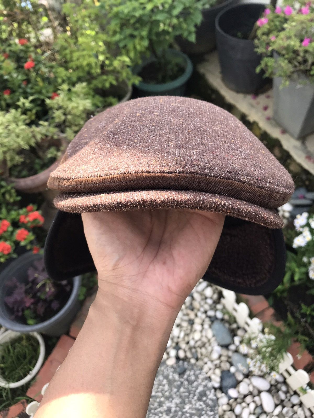 Other VINTAGE FULL HOUSE EAR WARMERS BARETTA FLAT CAP NEWSBOY Size ONE SIZE - 9 Thumbnail