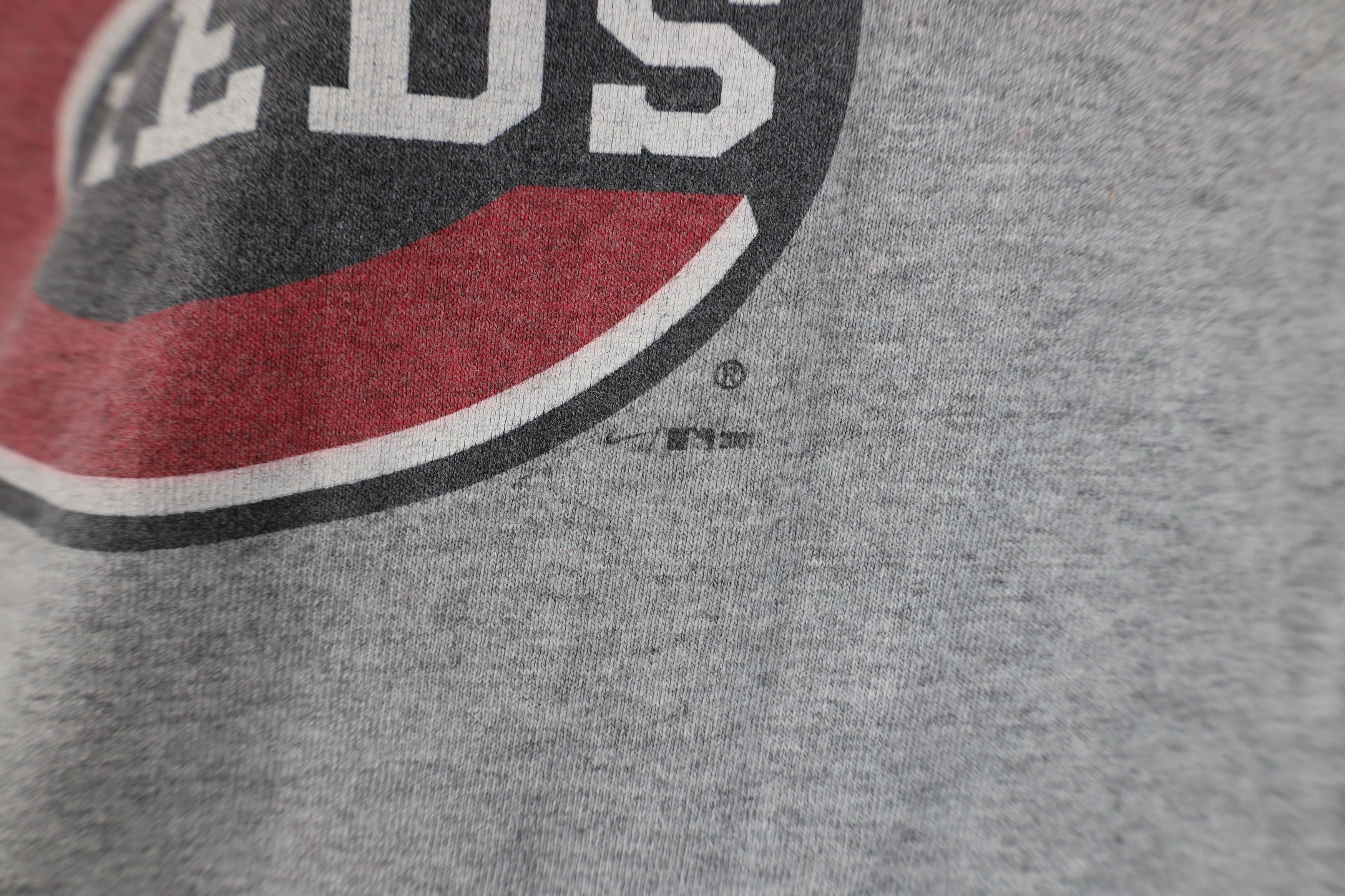 Nike Vintage Y2K 2001 Nike Swoosh Cincinnati Reds T-Shirt Gray Size US L / EU 52-54 / 3 - 7 Thumbnail