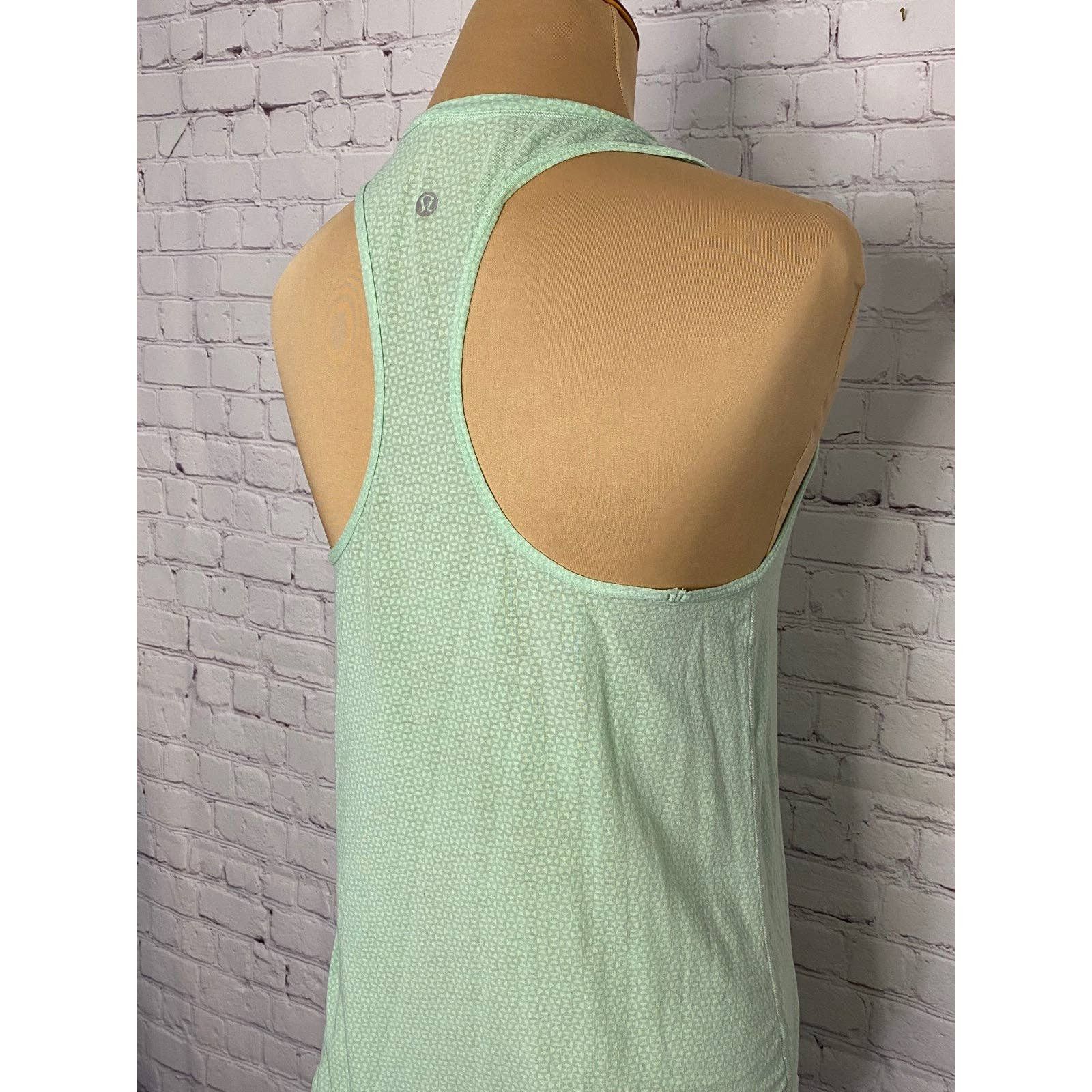 Lululemon lululemon tank top size 8 Size M / US 6-8 / IT 42-44 - 4 Thumbnail