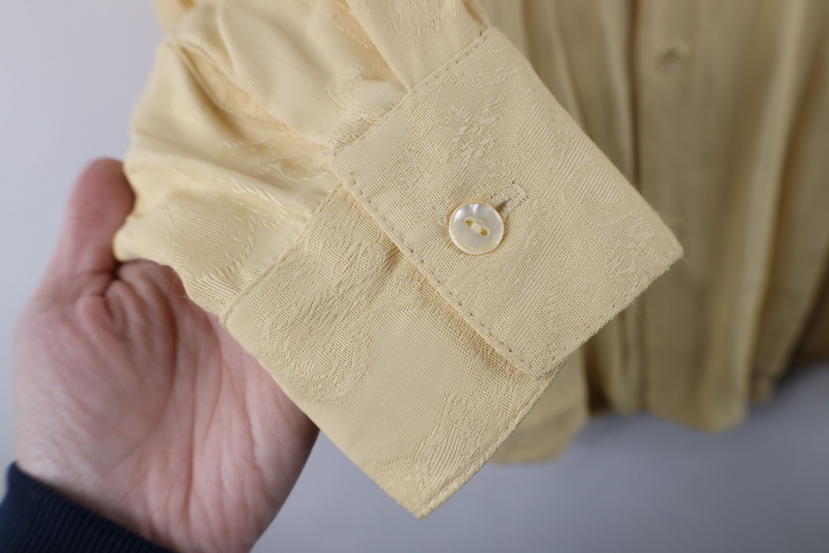 Vintage Vintage 90s Streetwear Paisley Baggy Button Shirt USA Size US S / EU 44-46 / 1 - 8 Thumbnail