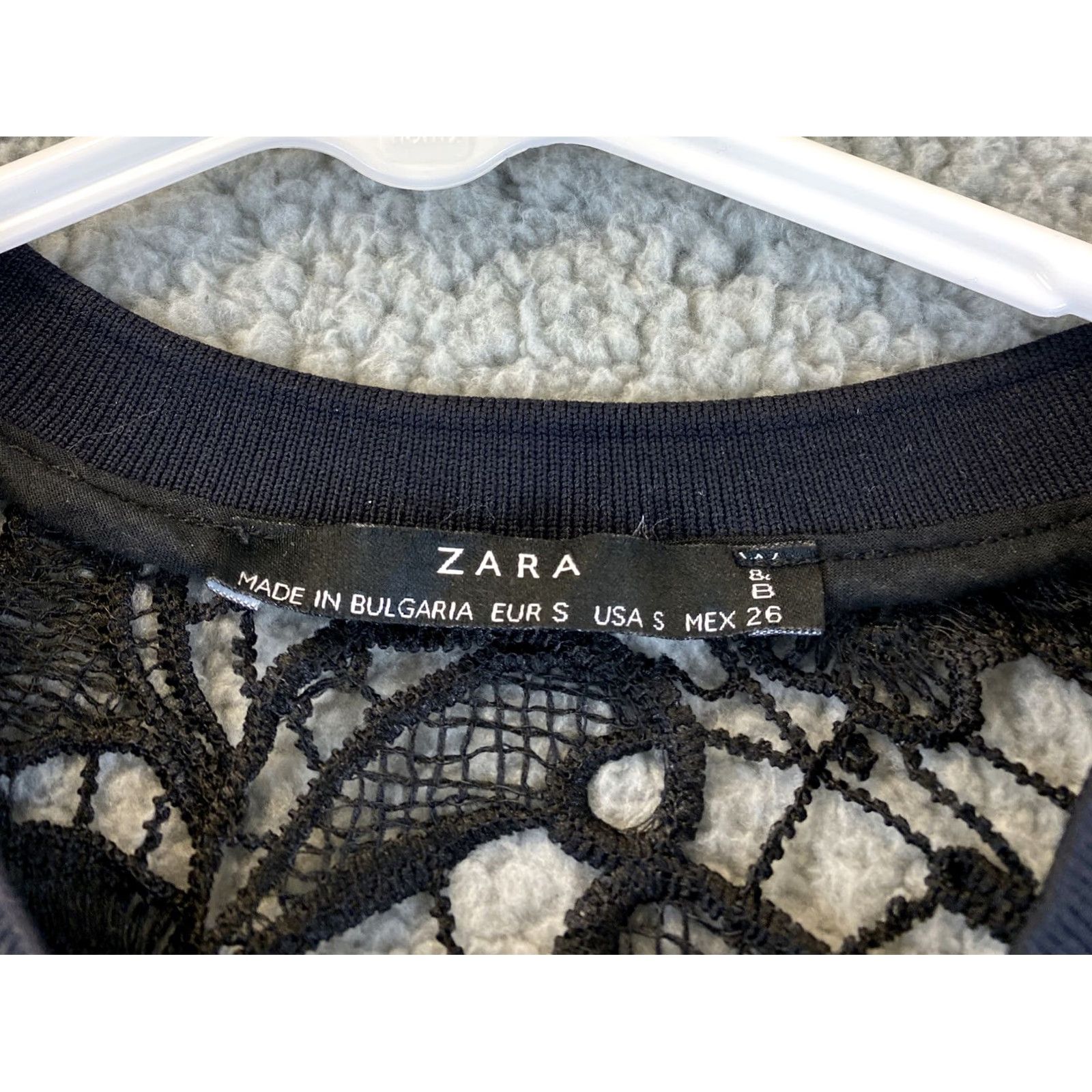 Zara Zara Blouse Shirt Womens S Black Lace Short Sleeve V-Neck Breathable Casual Bohemian Festival Spring Summer Regular Kirk Size S / US 4 / IT 40 - 5 Thumbnail
